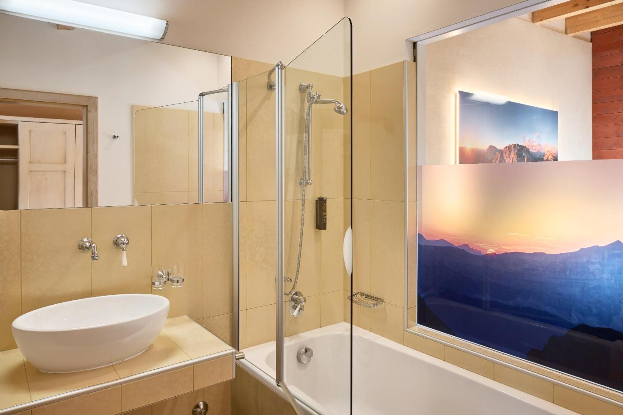Superior Double or Twin Room,1730042761:JPEG