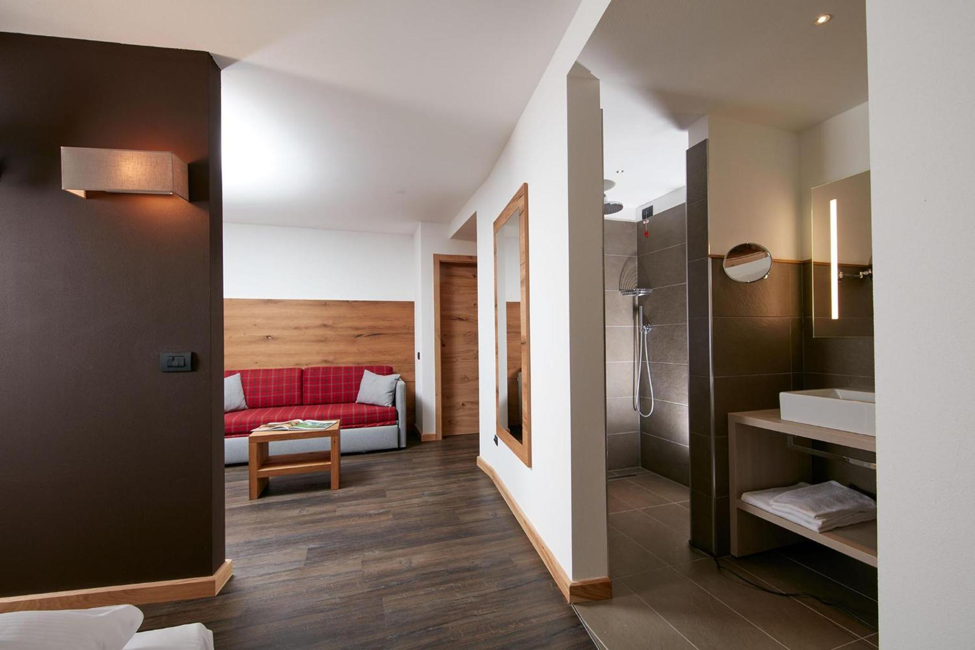 Deluxe Junior Suite