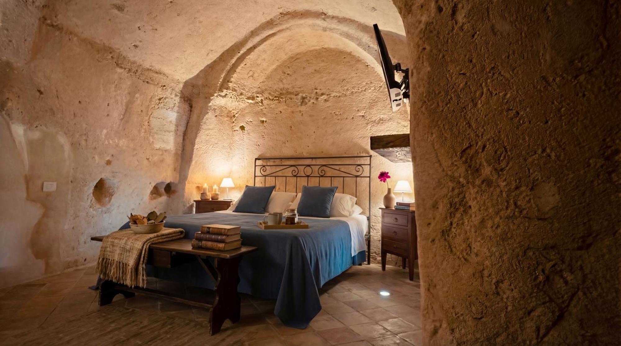 Double Room Cave