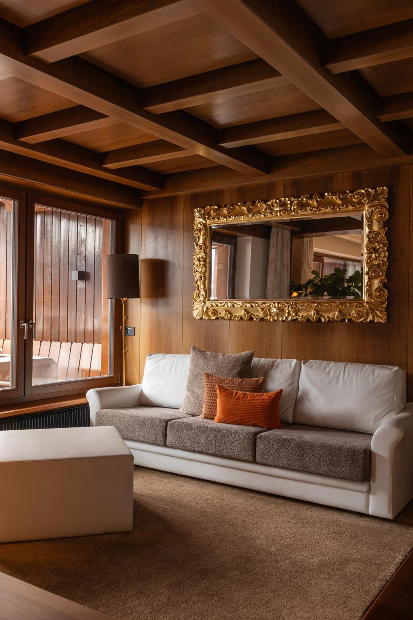 Penthouse Apartment