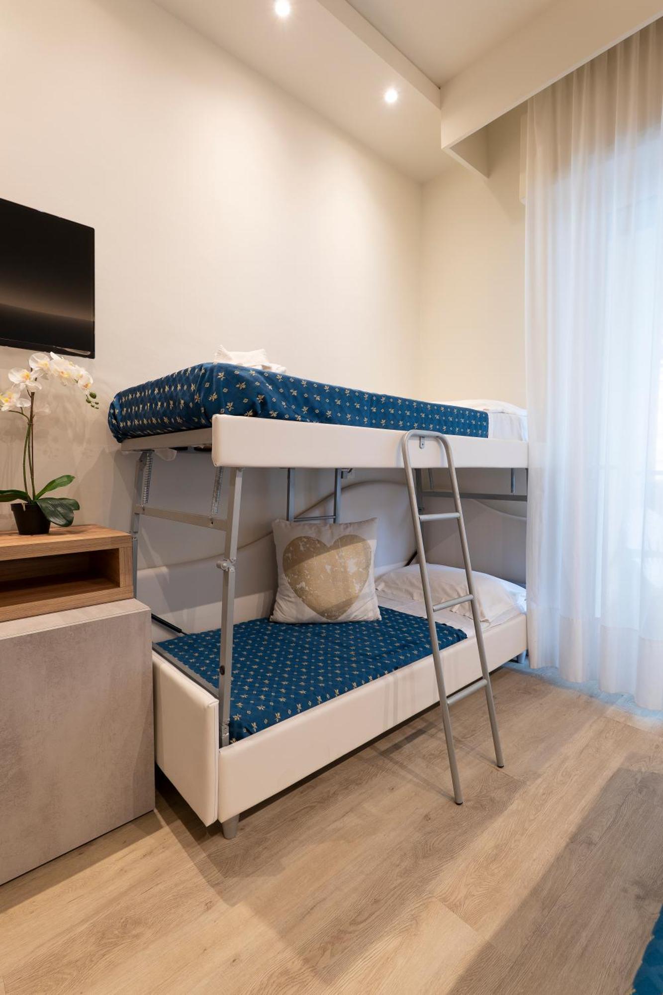 Superior Quadruple Room