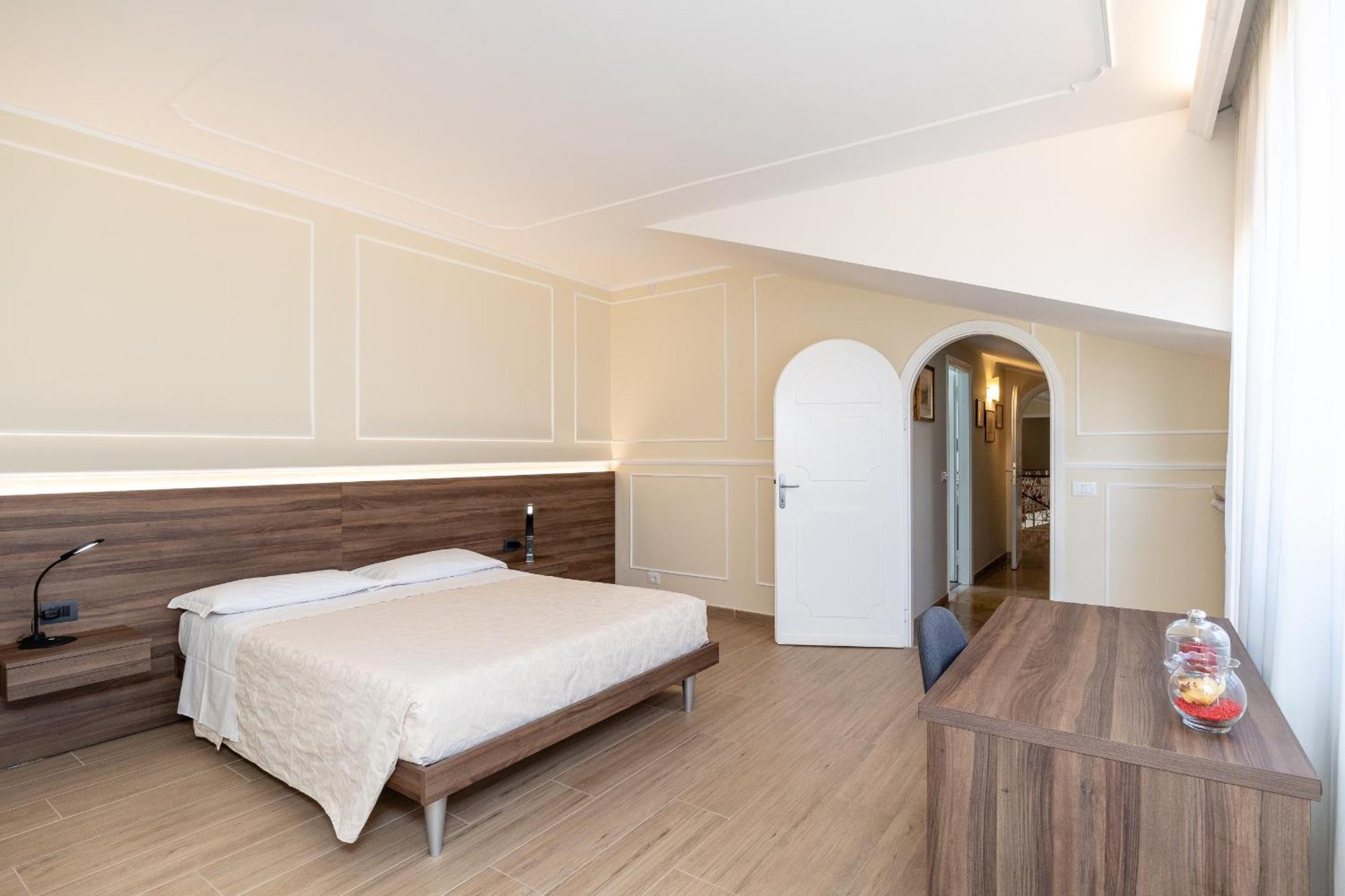 Deluxe Double Room Balcony