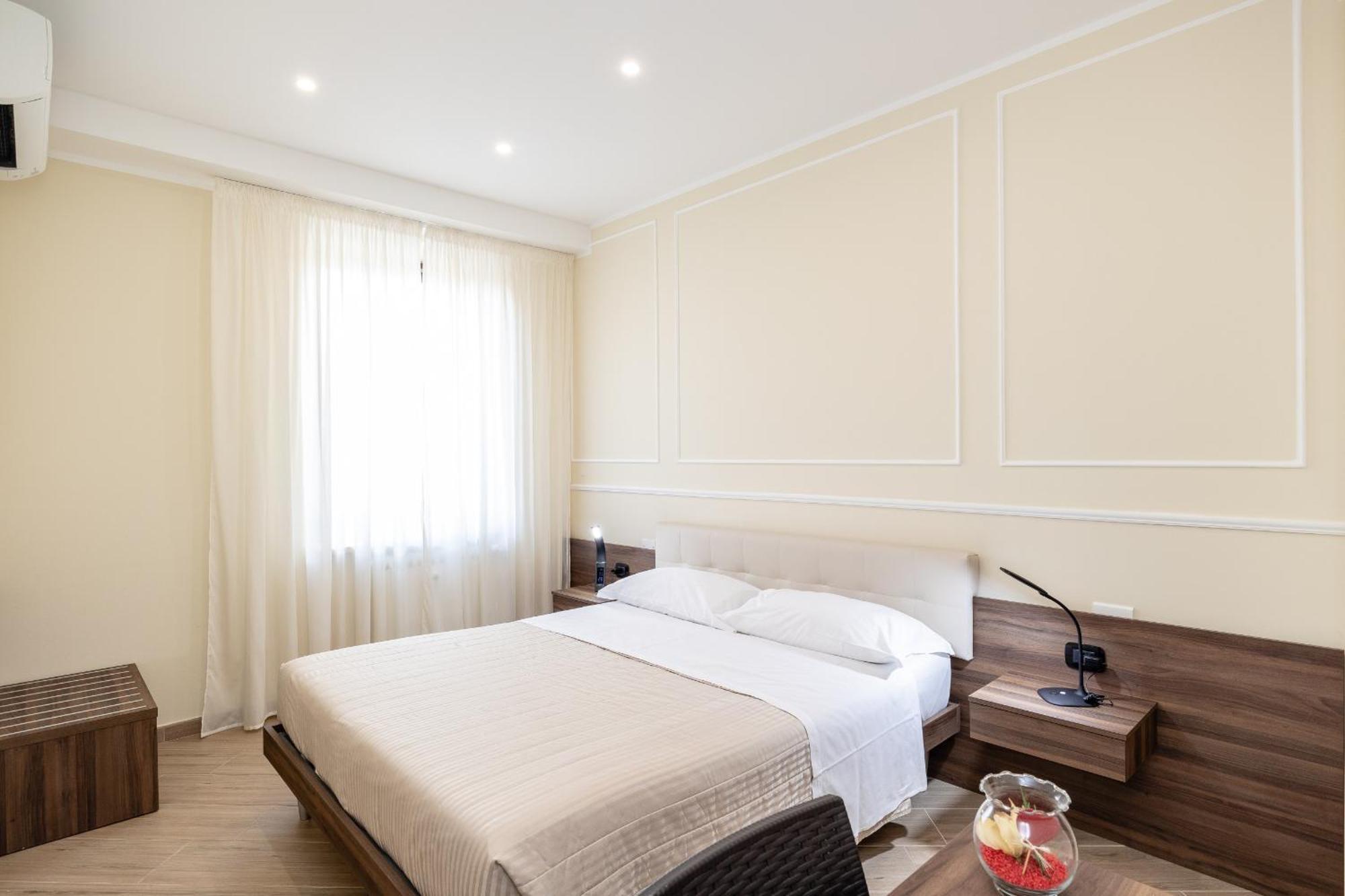 Deluxe Double Room Castle View