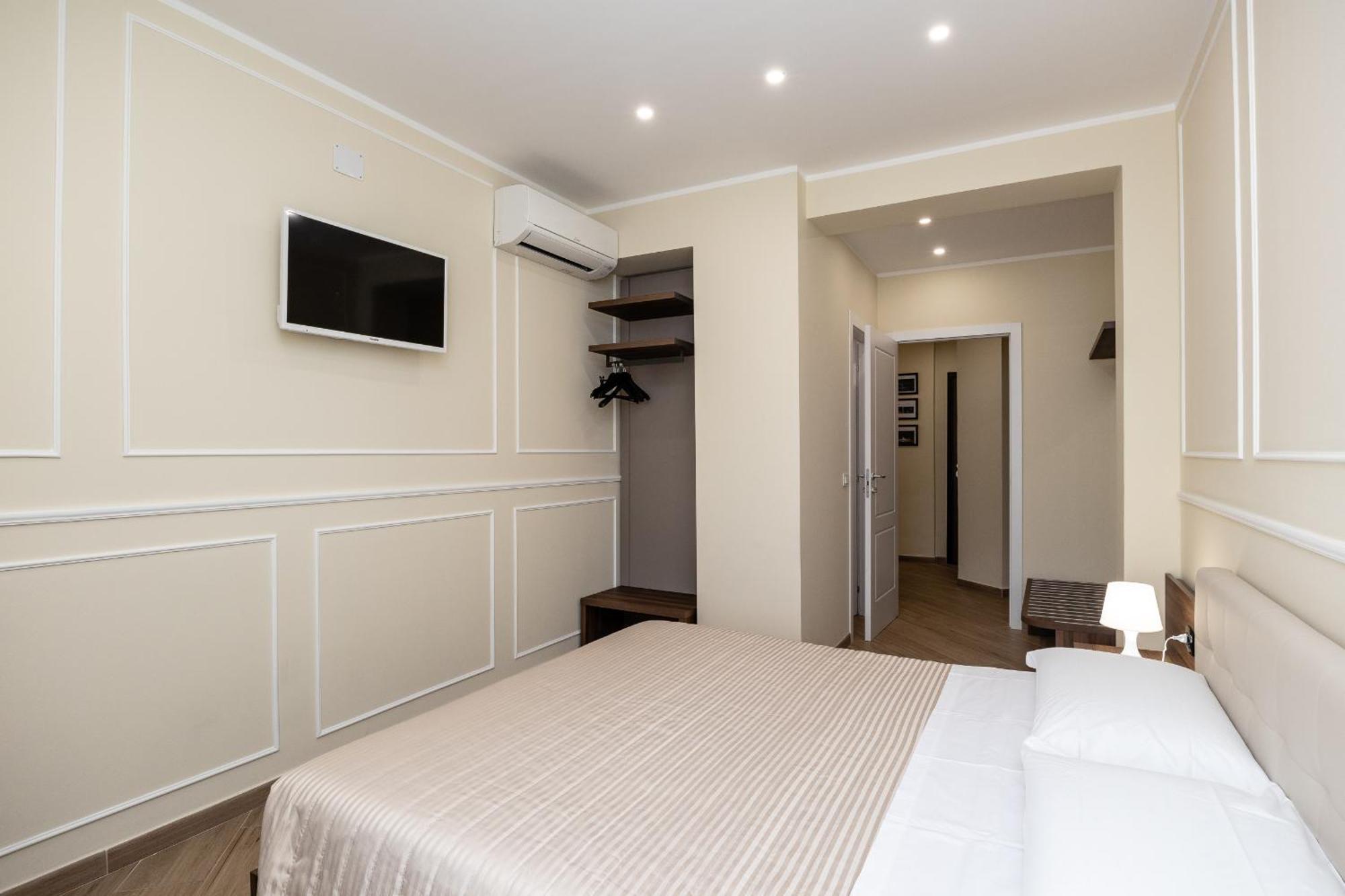Deluxe Double Room Castle View