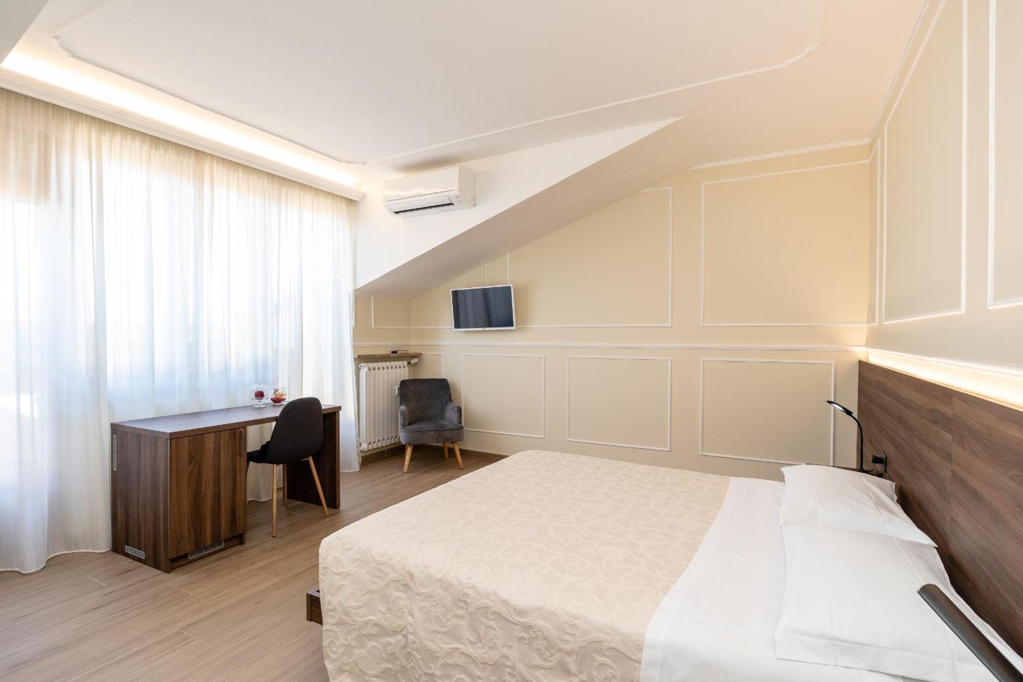 Deluxe Double Room Balcony