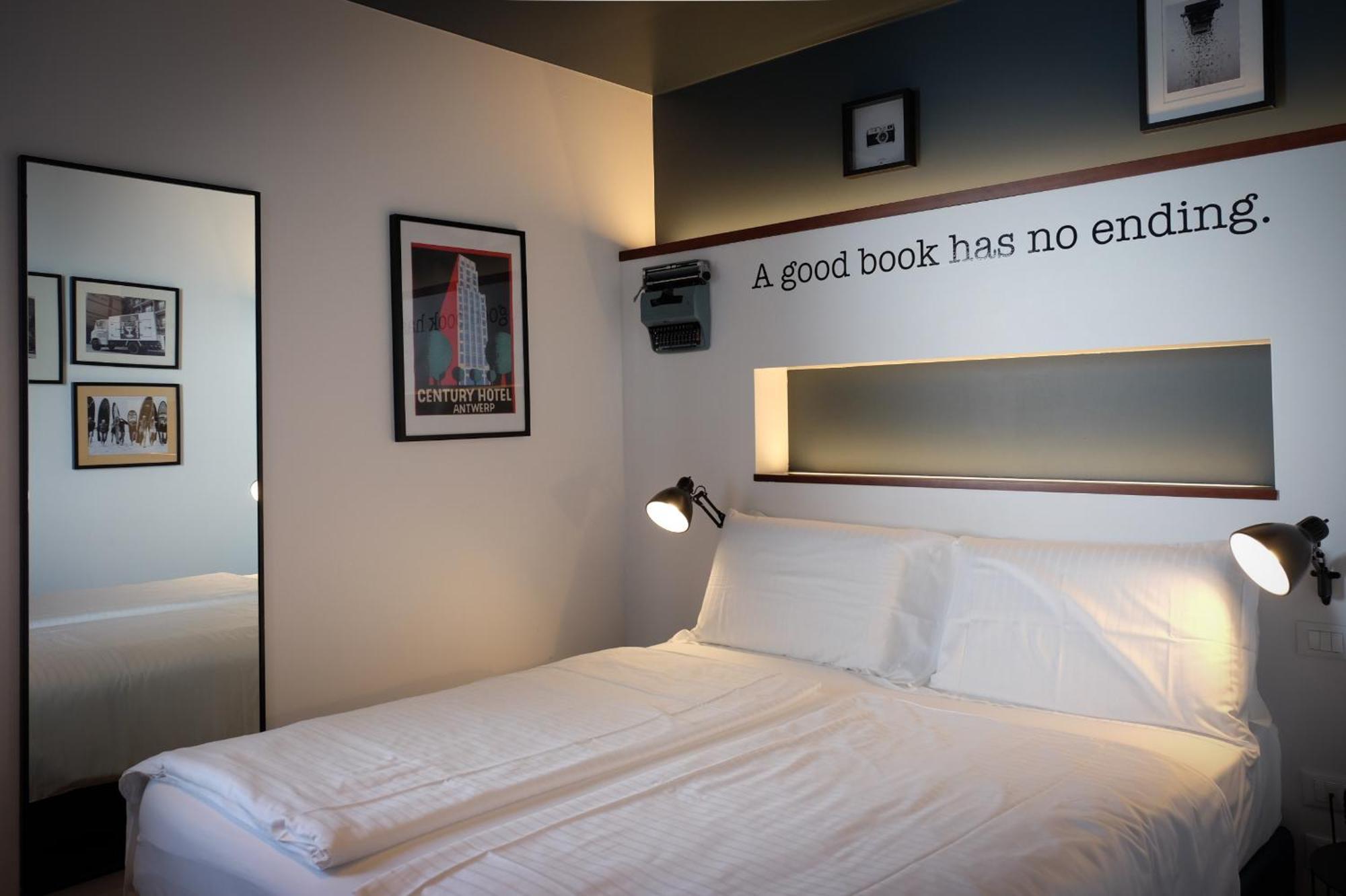 Standard Doppel-/Zweibettzimmer