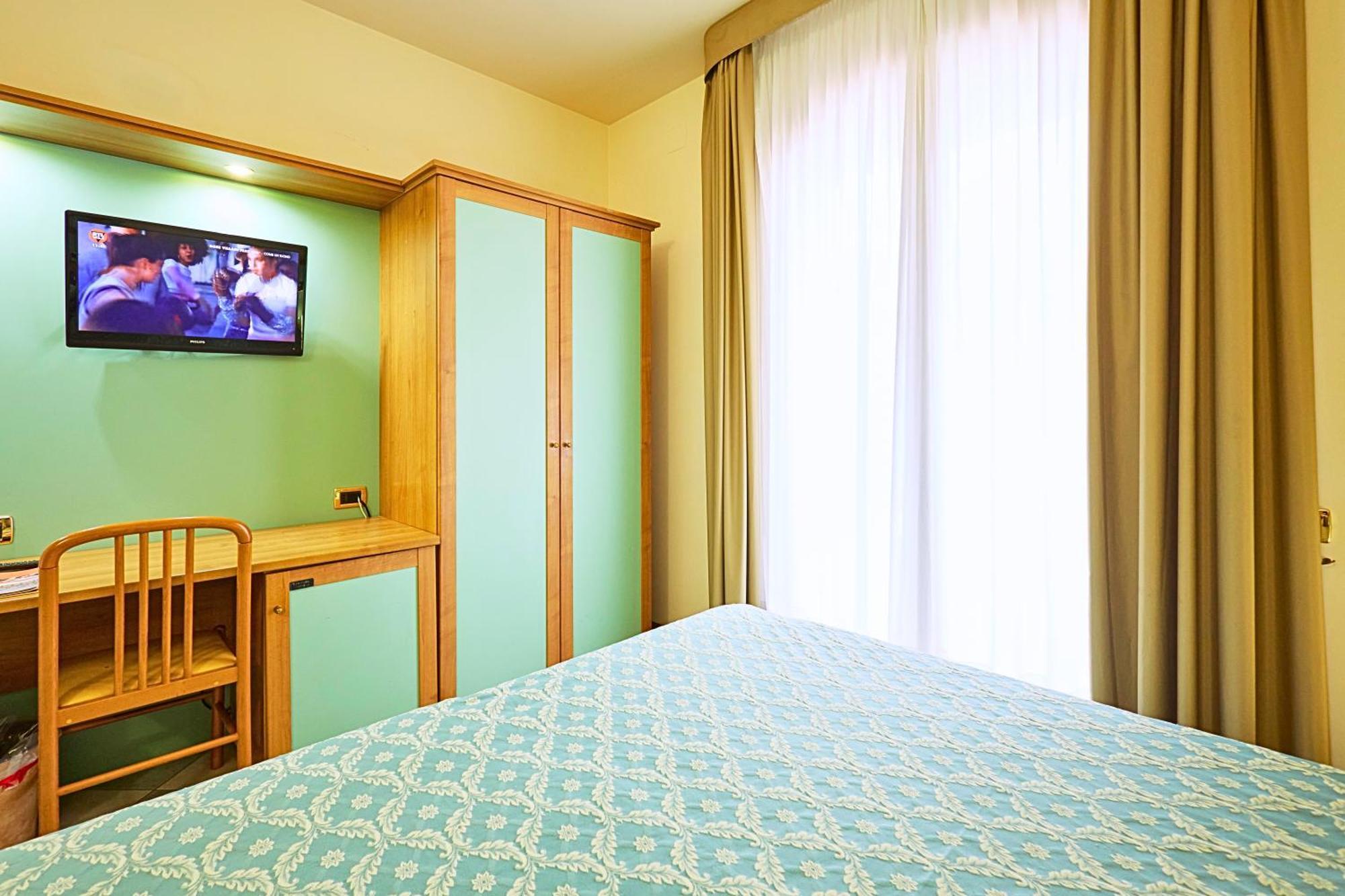 Comfort Quadruple Room