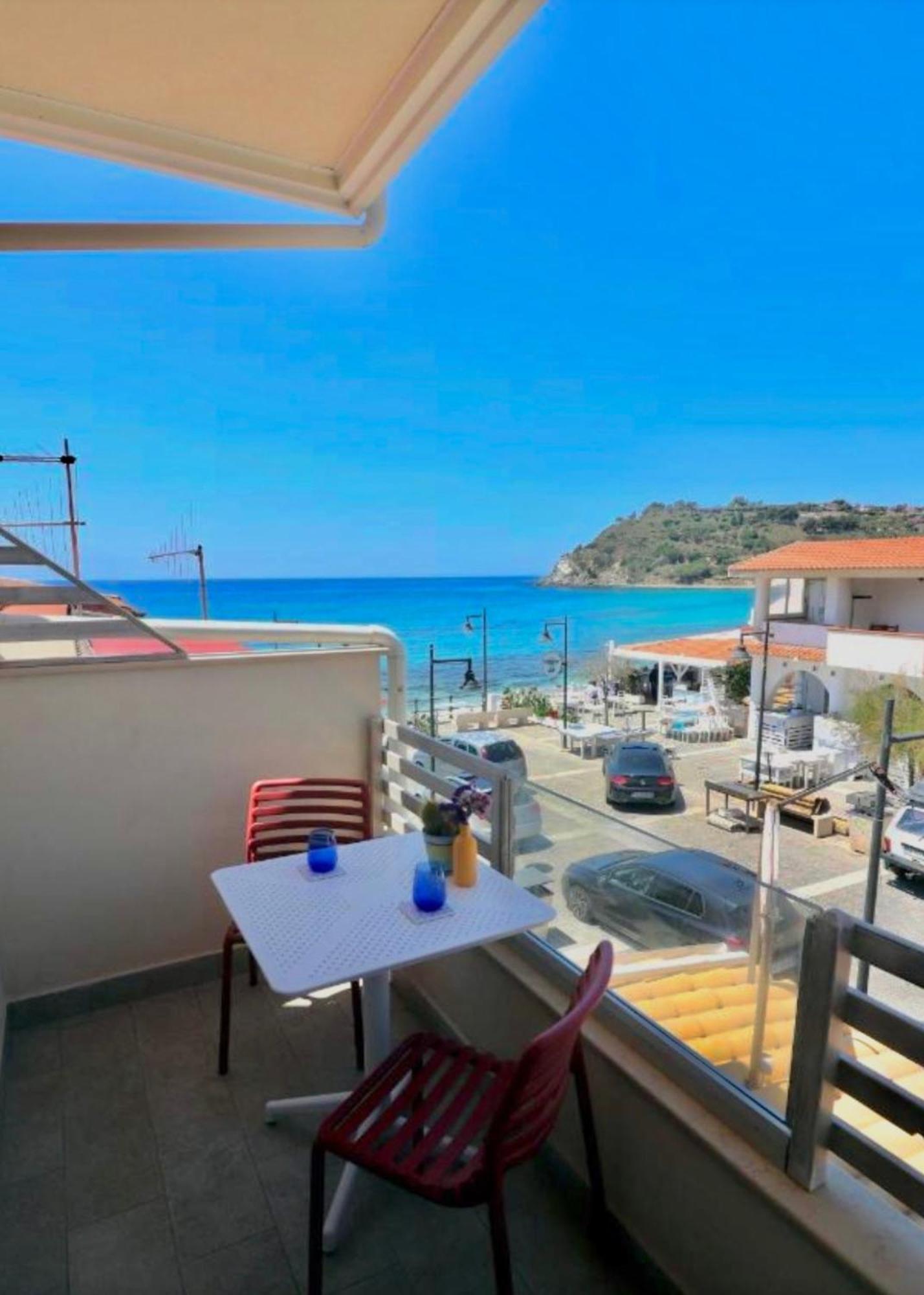 Triple Room Sea View