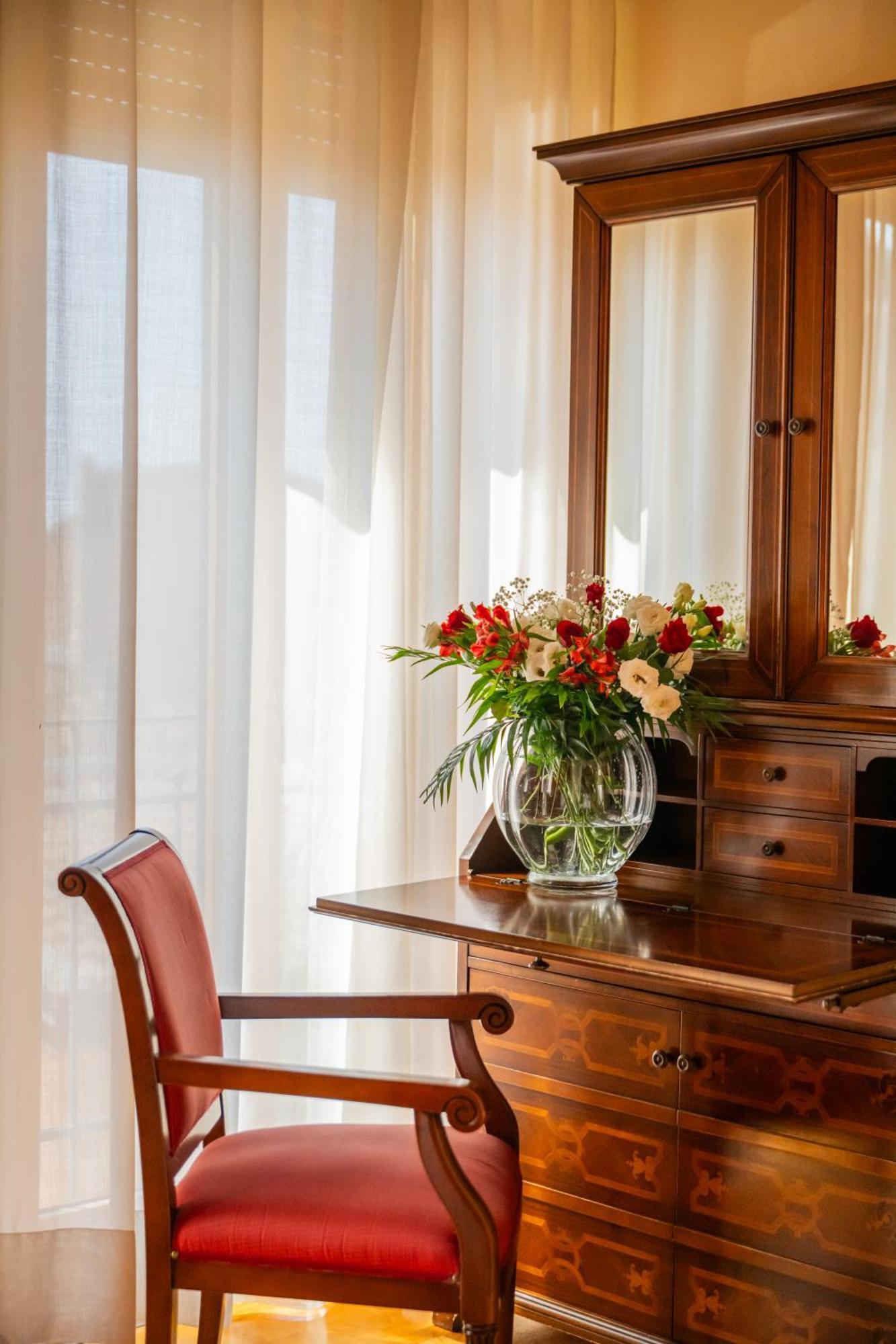 Superior Double or Twin Room Sea View