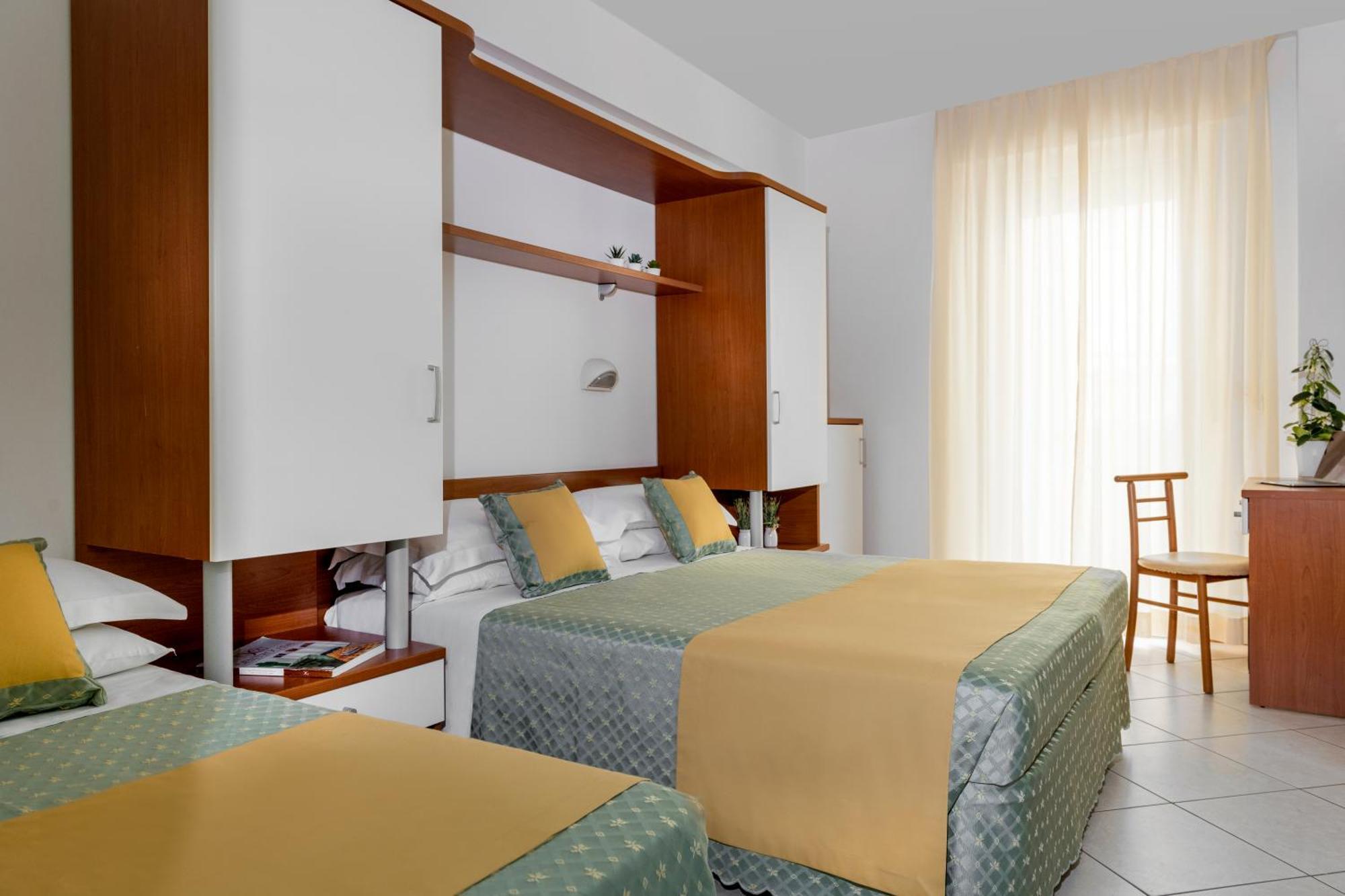 Basic Triple Room