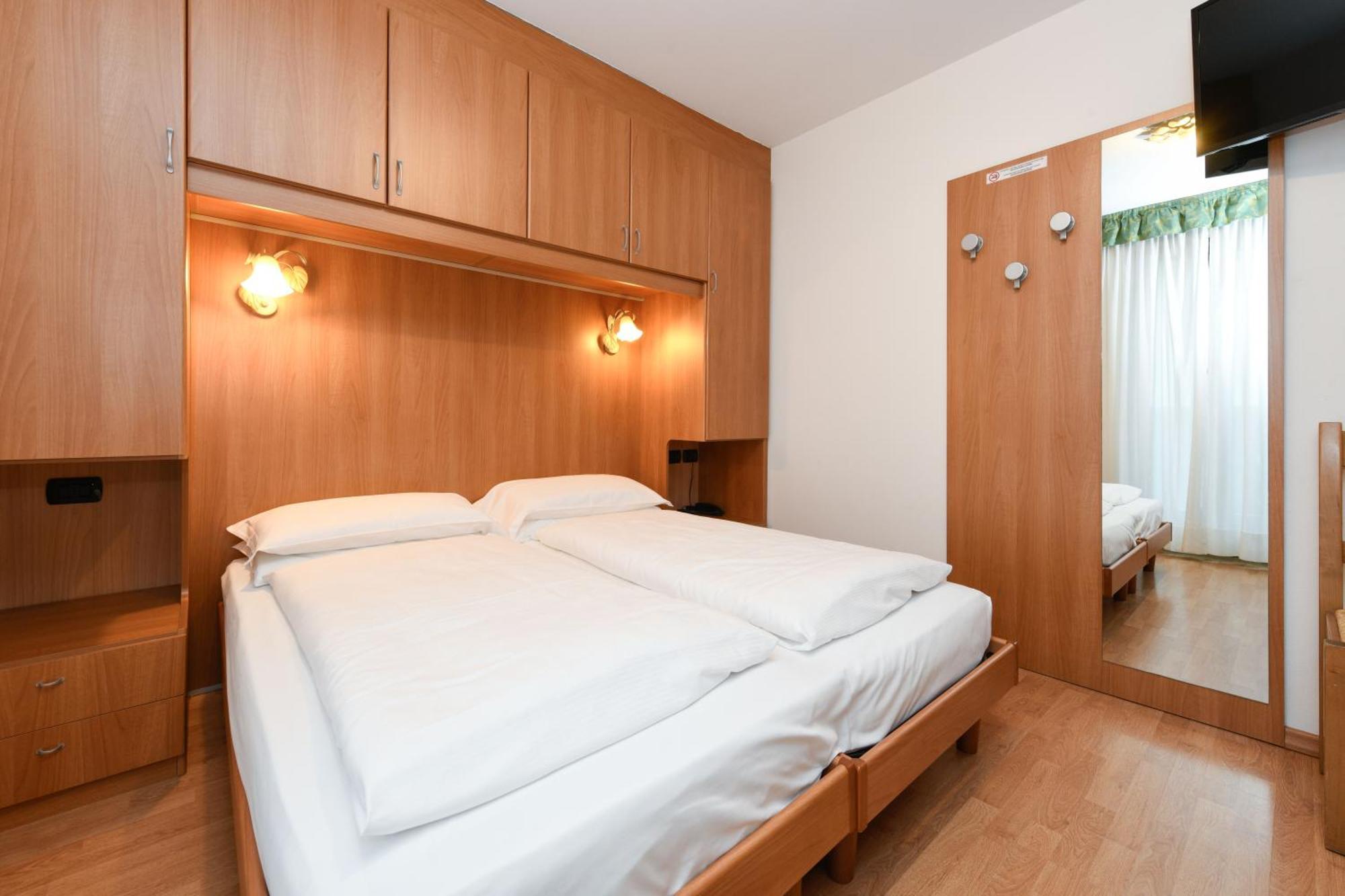 Budget One-Bedroom Apartment