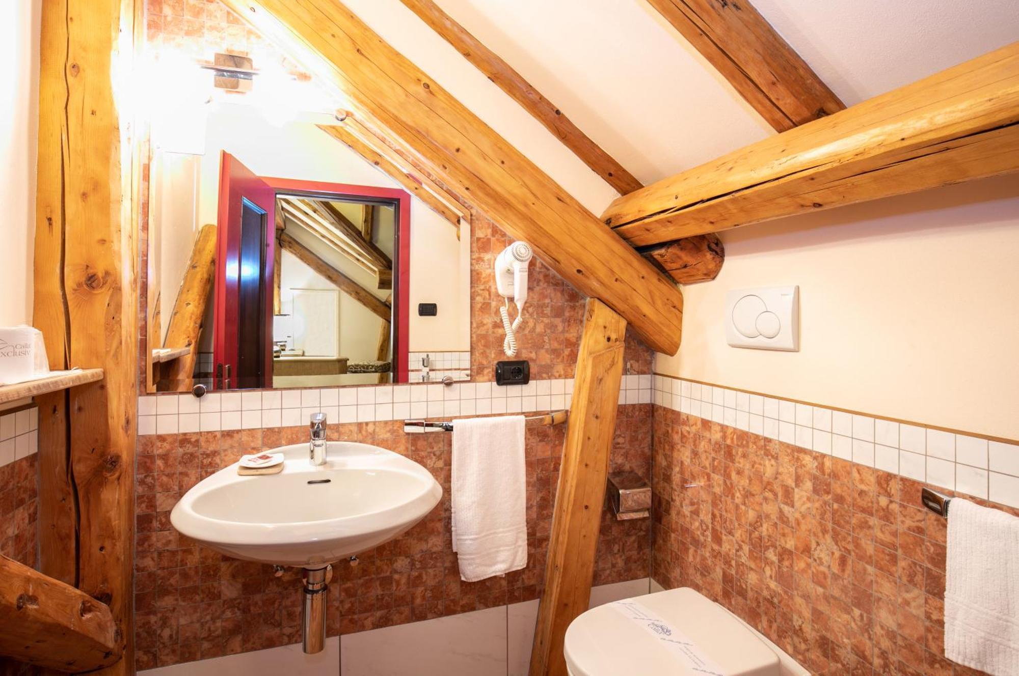Deluxe Two-Bedroom Suite