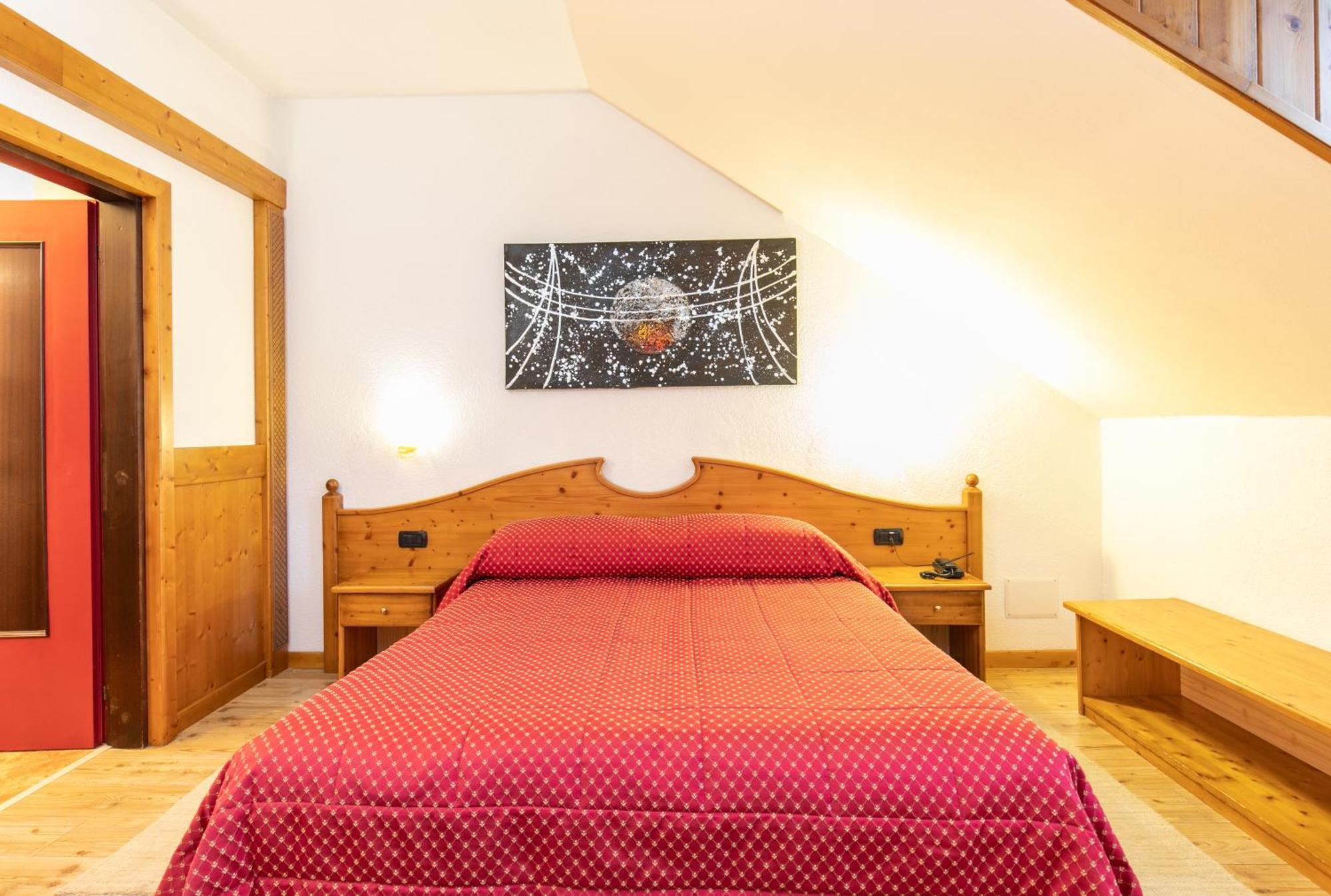 Deluxe Two-Bedroom Suite