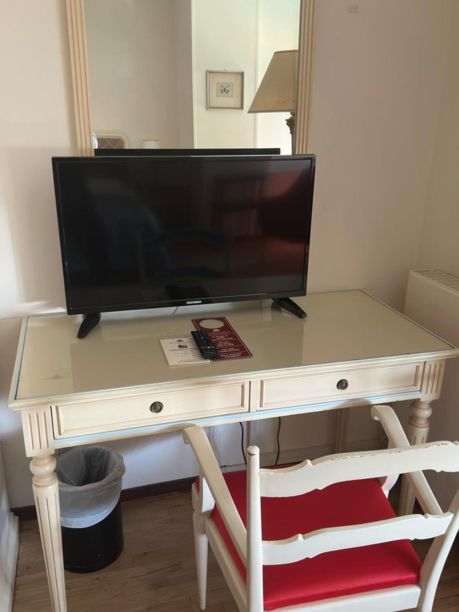 Double or Twin Room Sea View