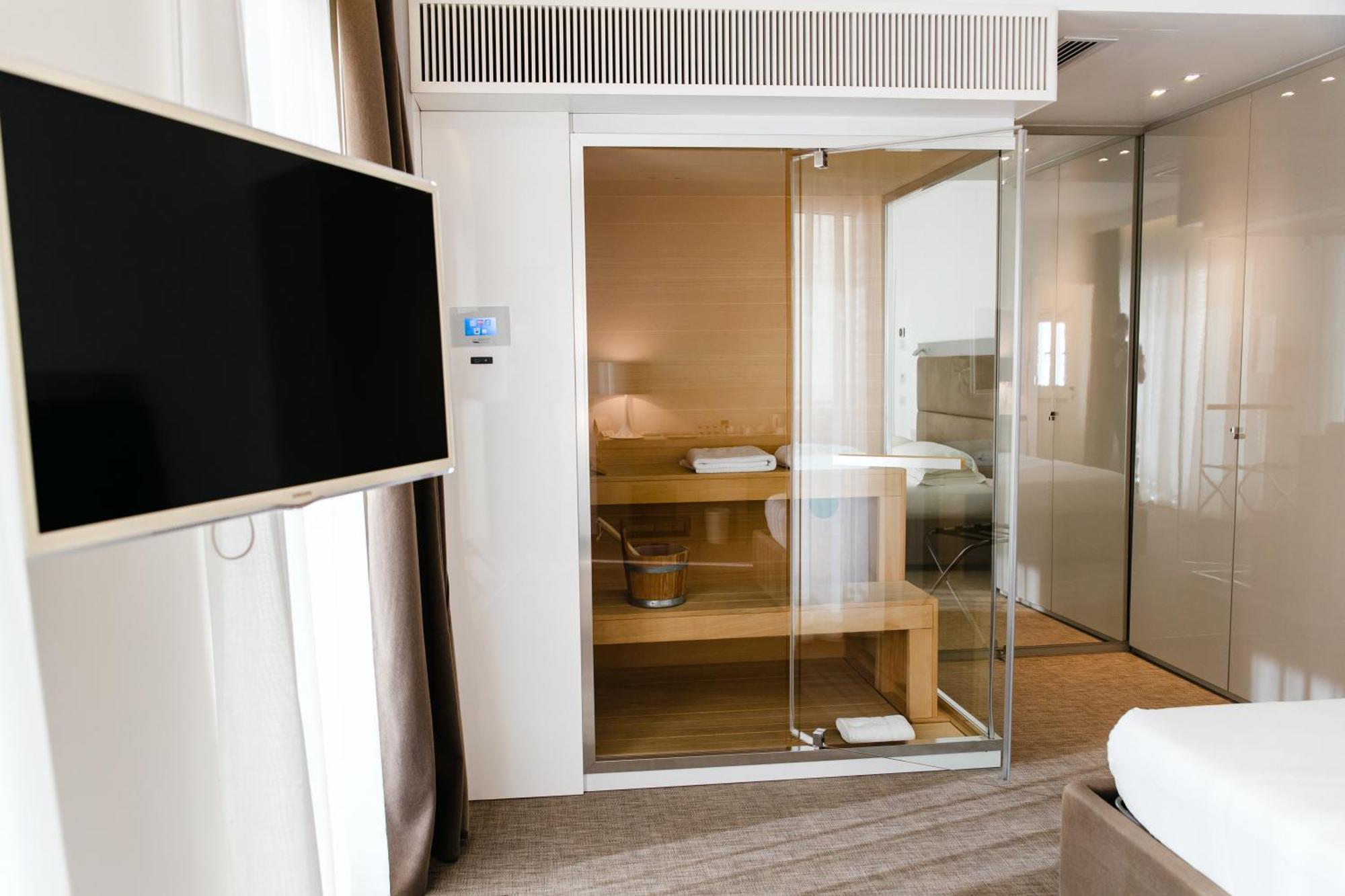King Room Sauna