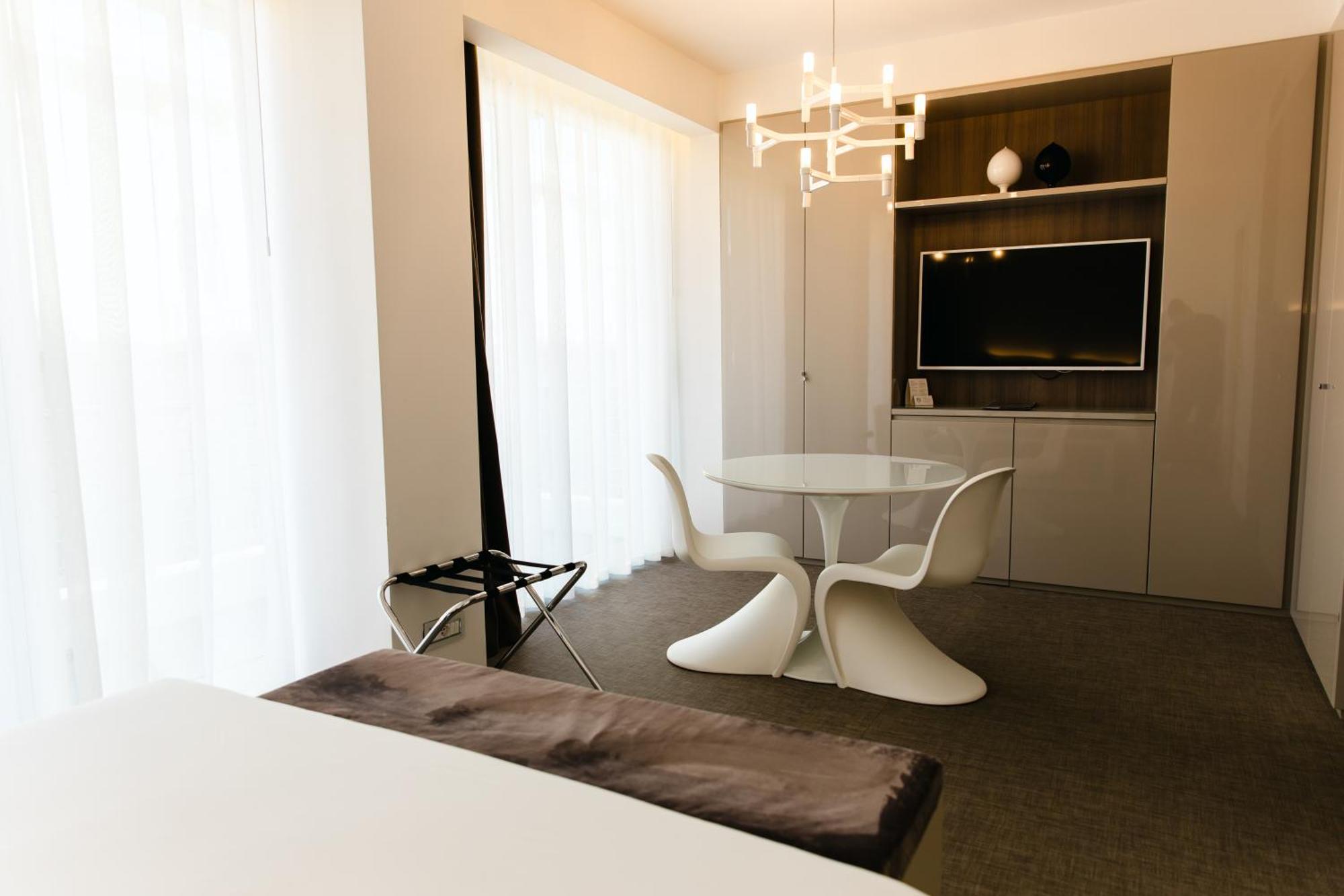 Residence Room Only