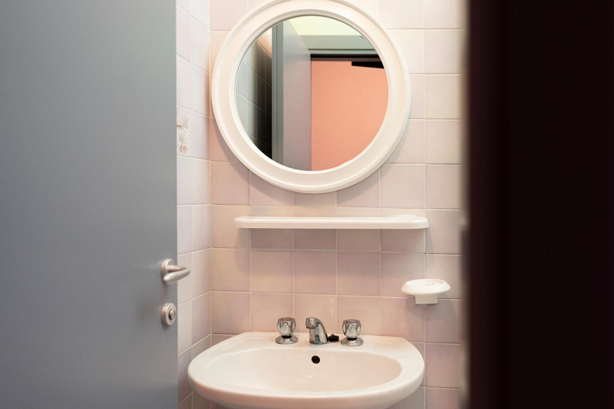 Basic Triple Room