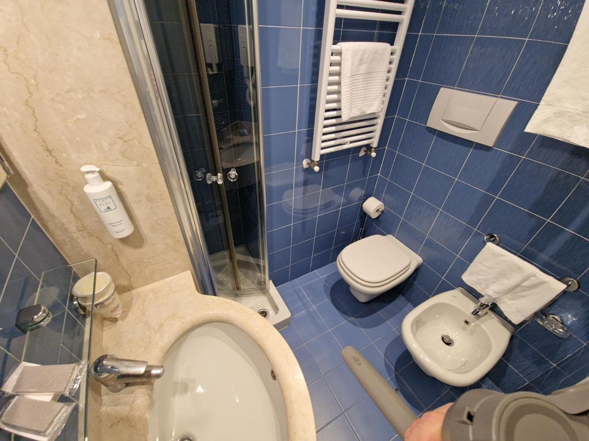 Double or Twin Room Side Sea View
