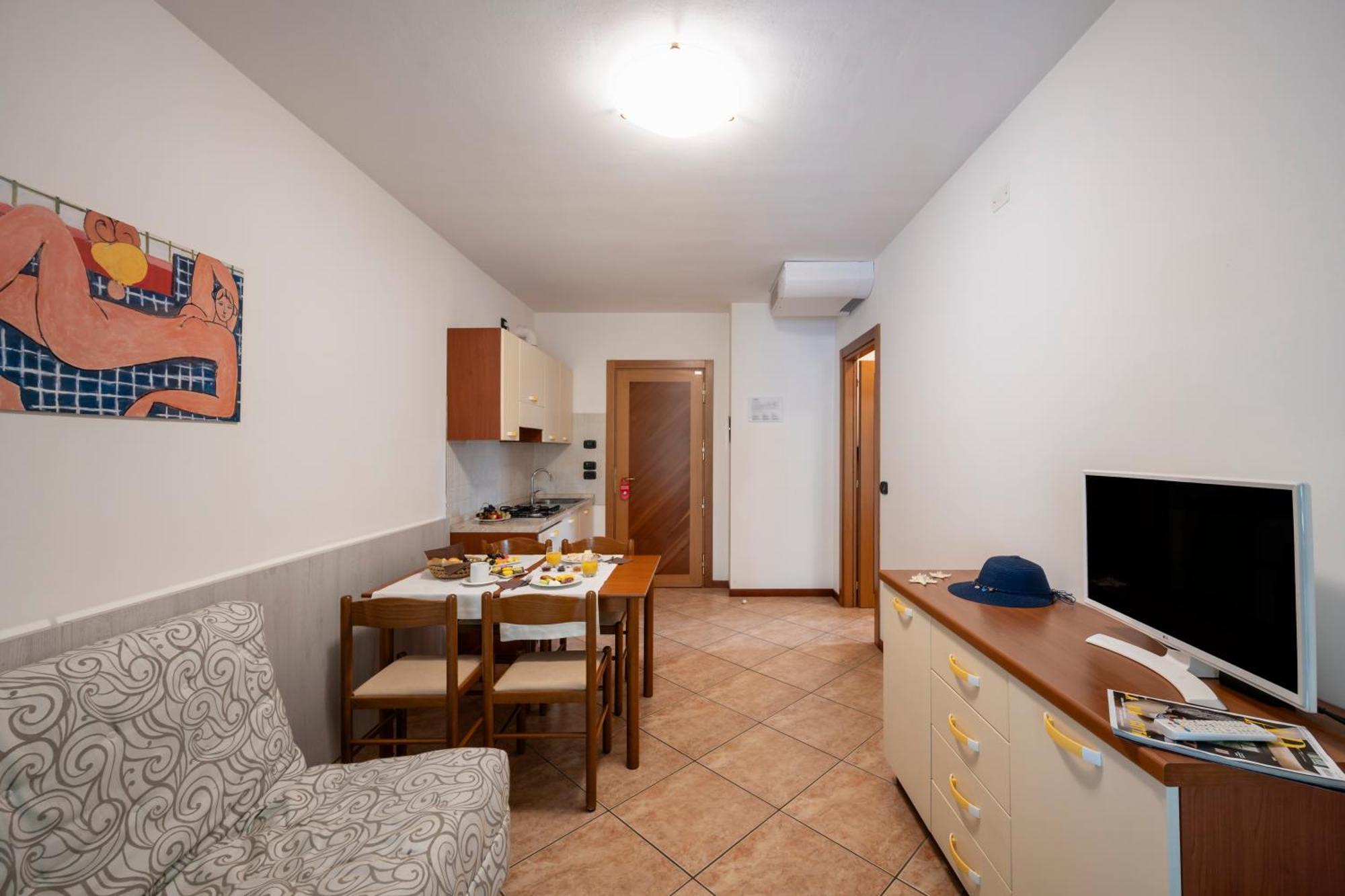One-Bedroom Apartment