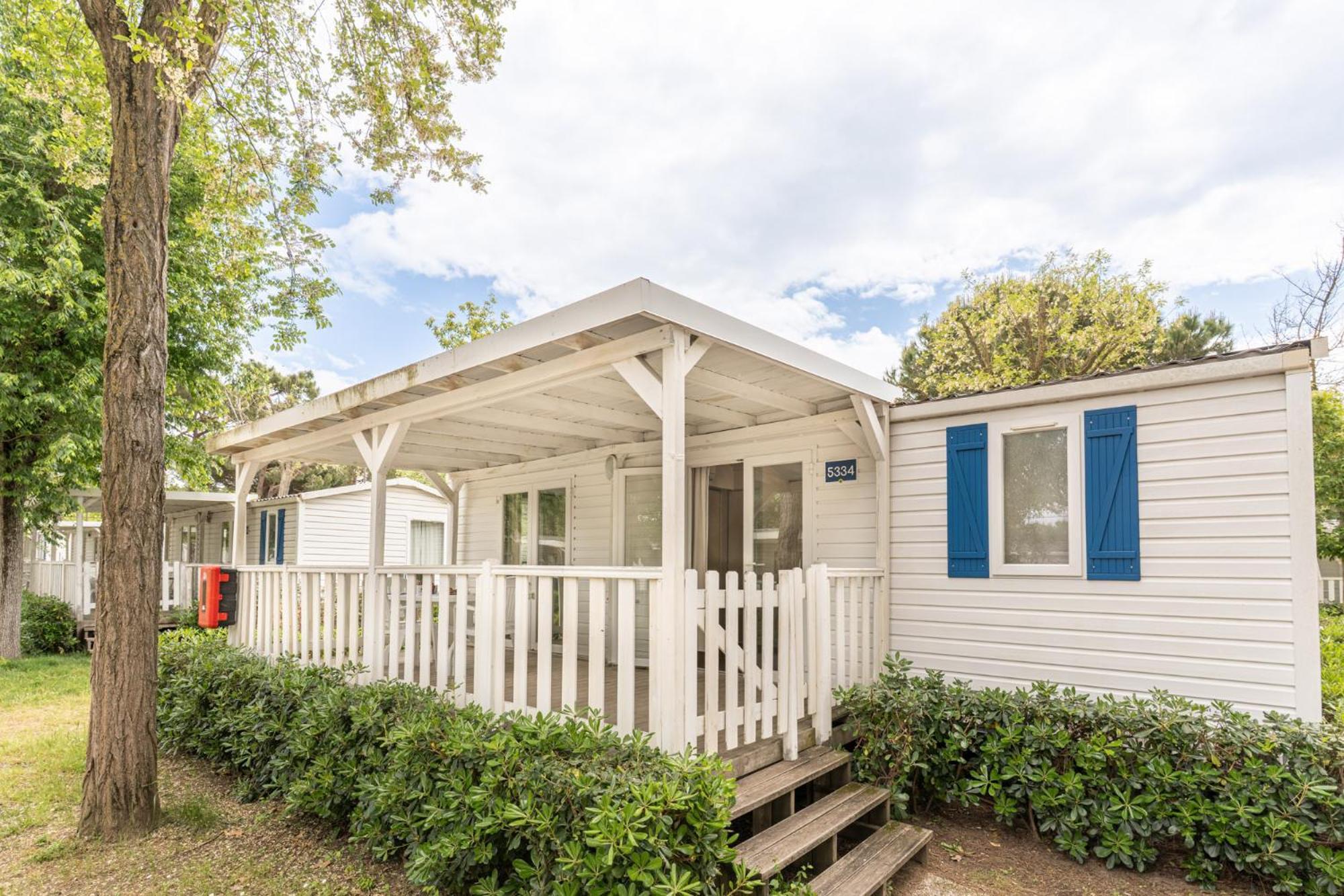 Superior Mobile Home Large