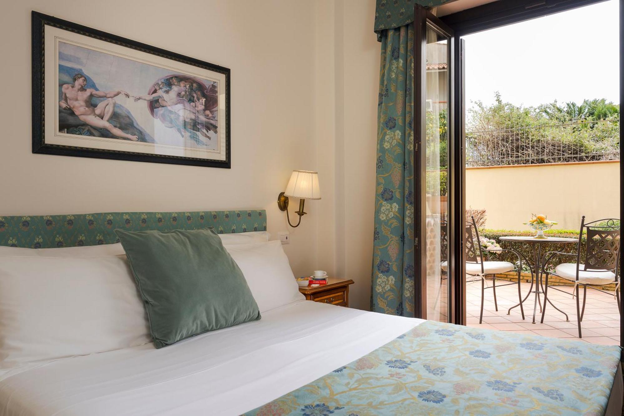 Standard Single Room Sea View