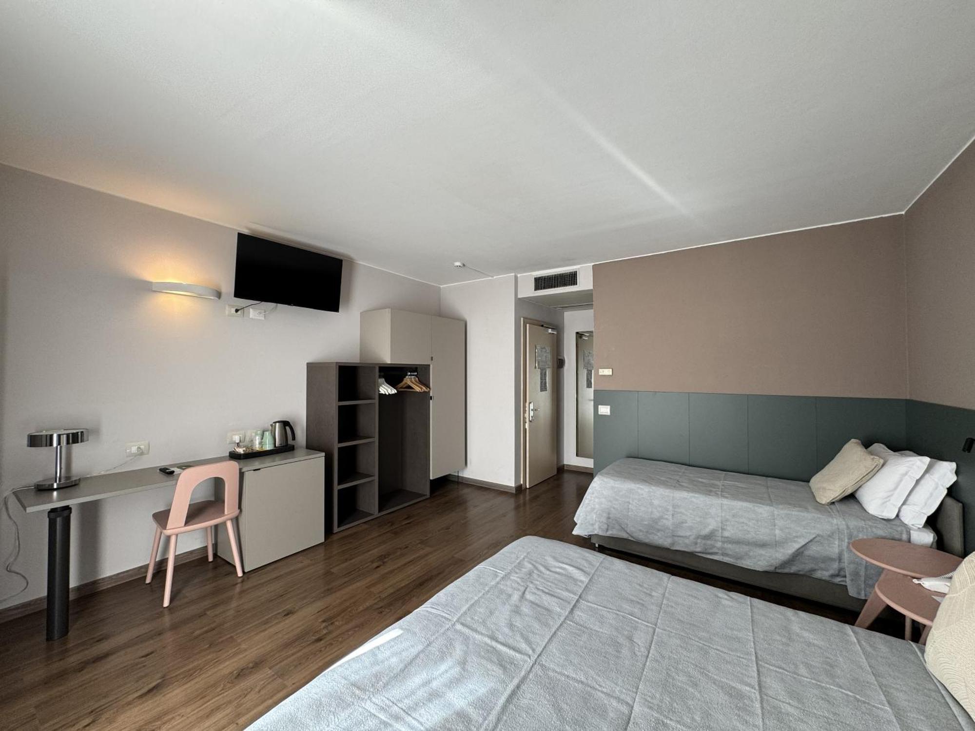 Comfort Triple Room Balcony Mountain View