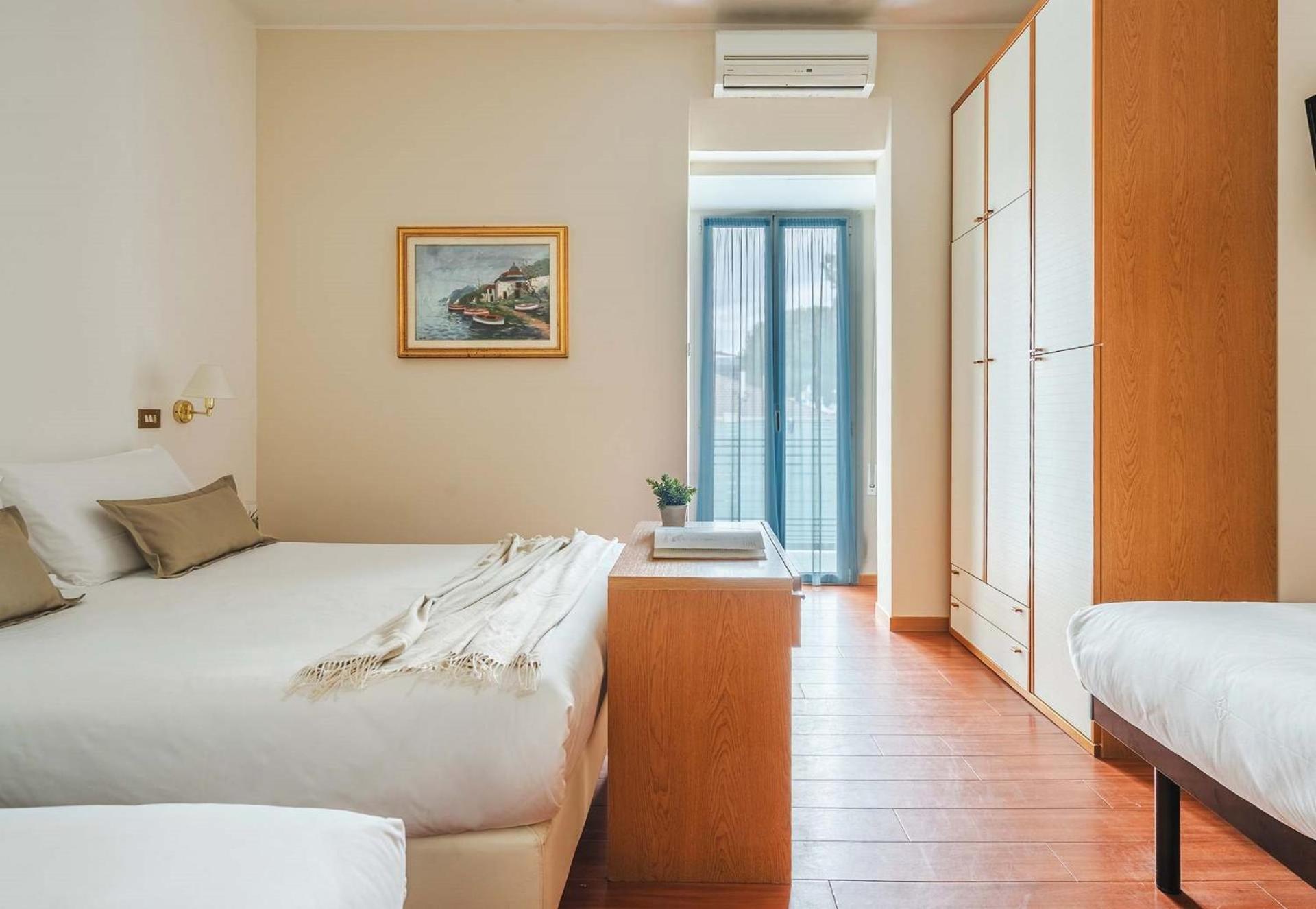 Classic Quadruple Room