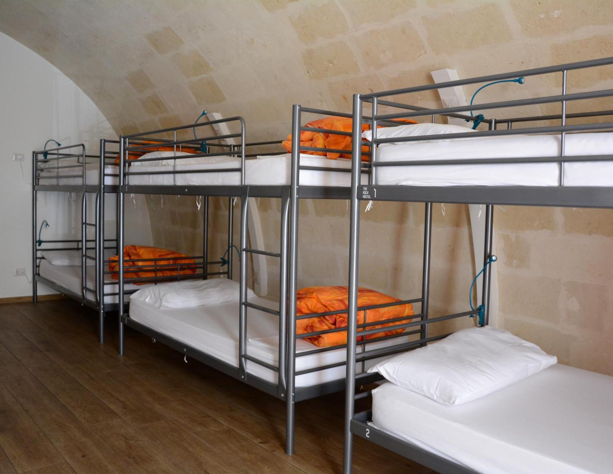 Bed 8-Bed Male Dormitory Room