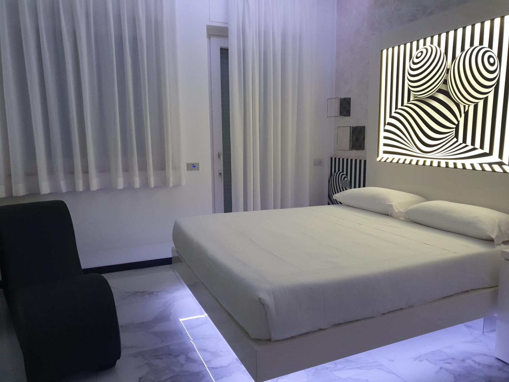 Deluxe Room,1766422878:JPEG