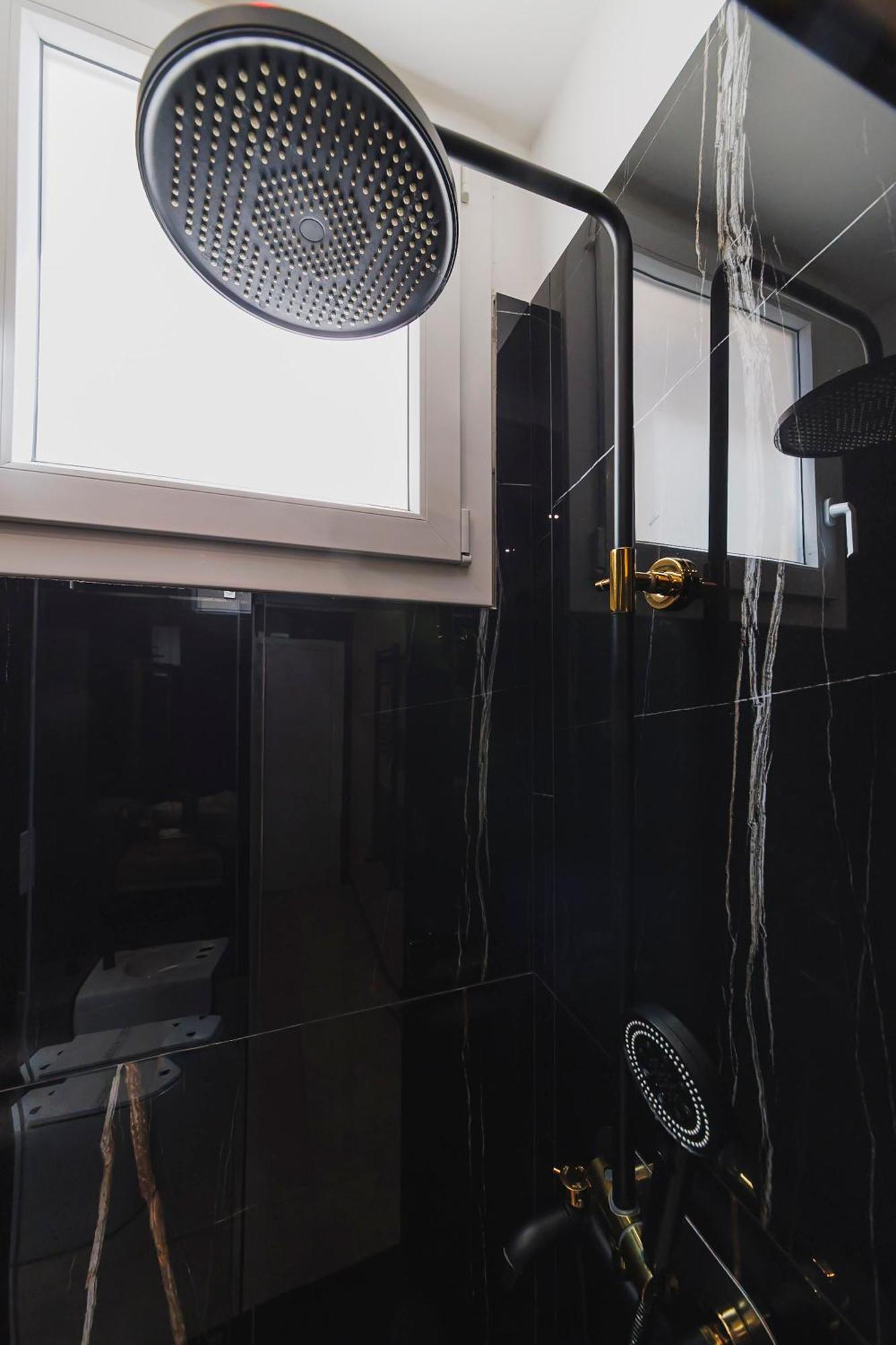 Queen Room Spa Bath
