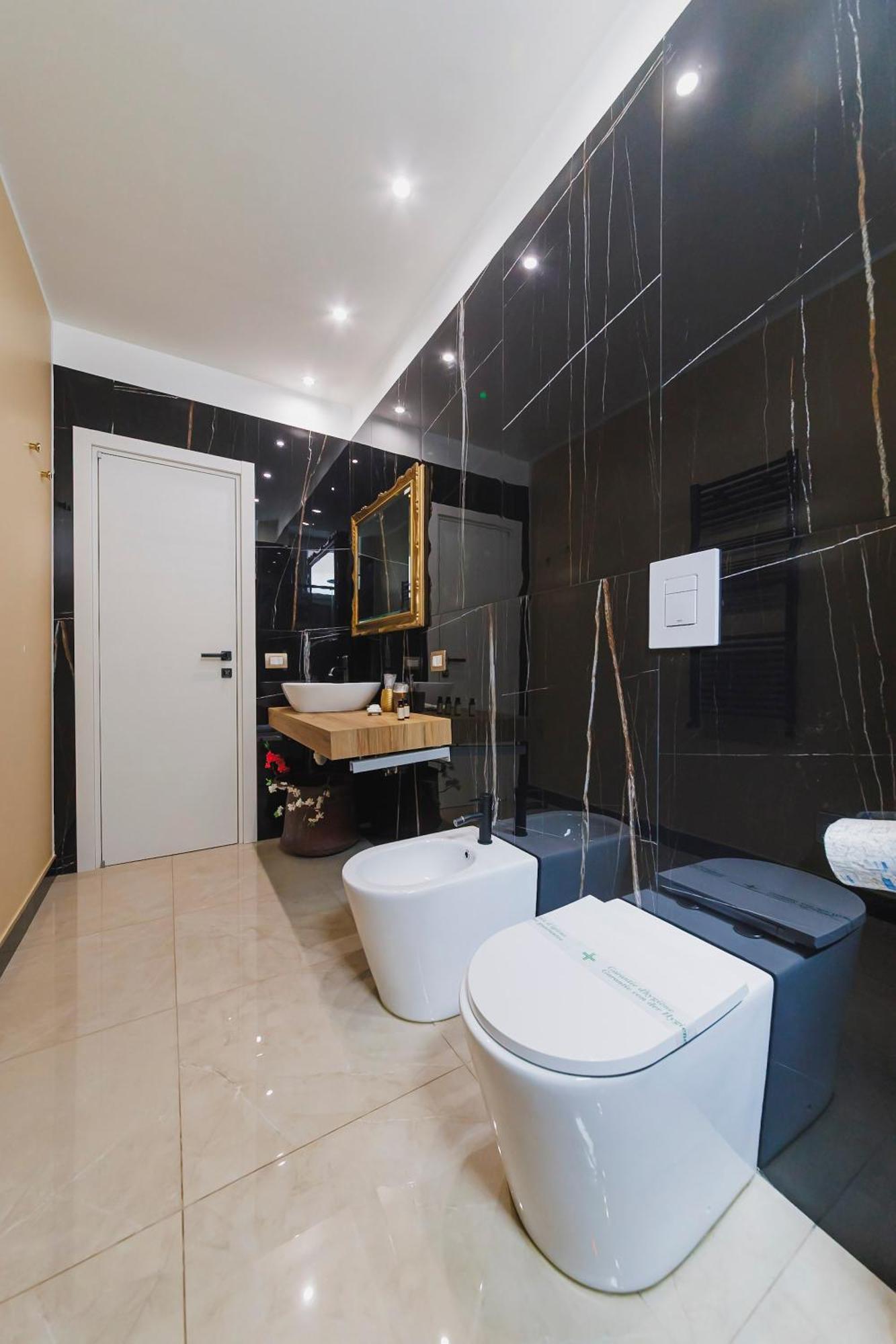 Queen Room Spa Bath