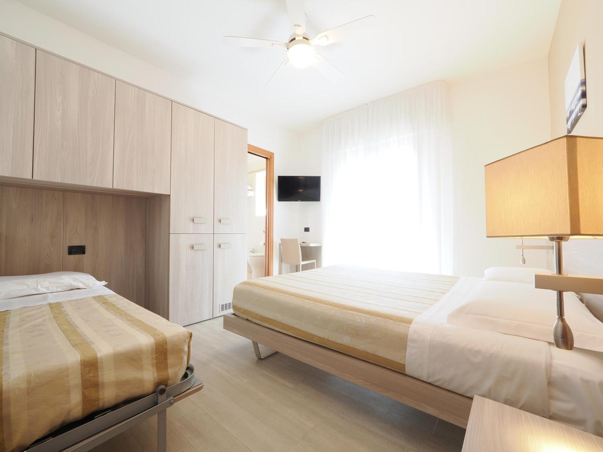 Triple Room Balcony