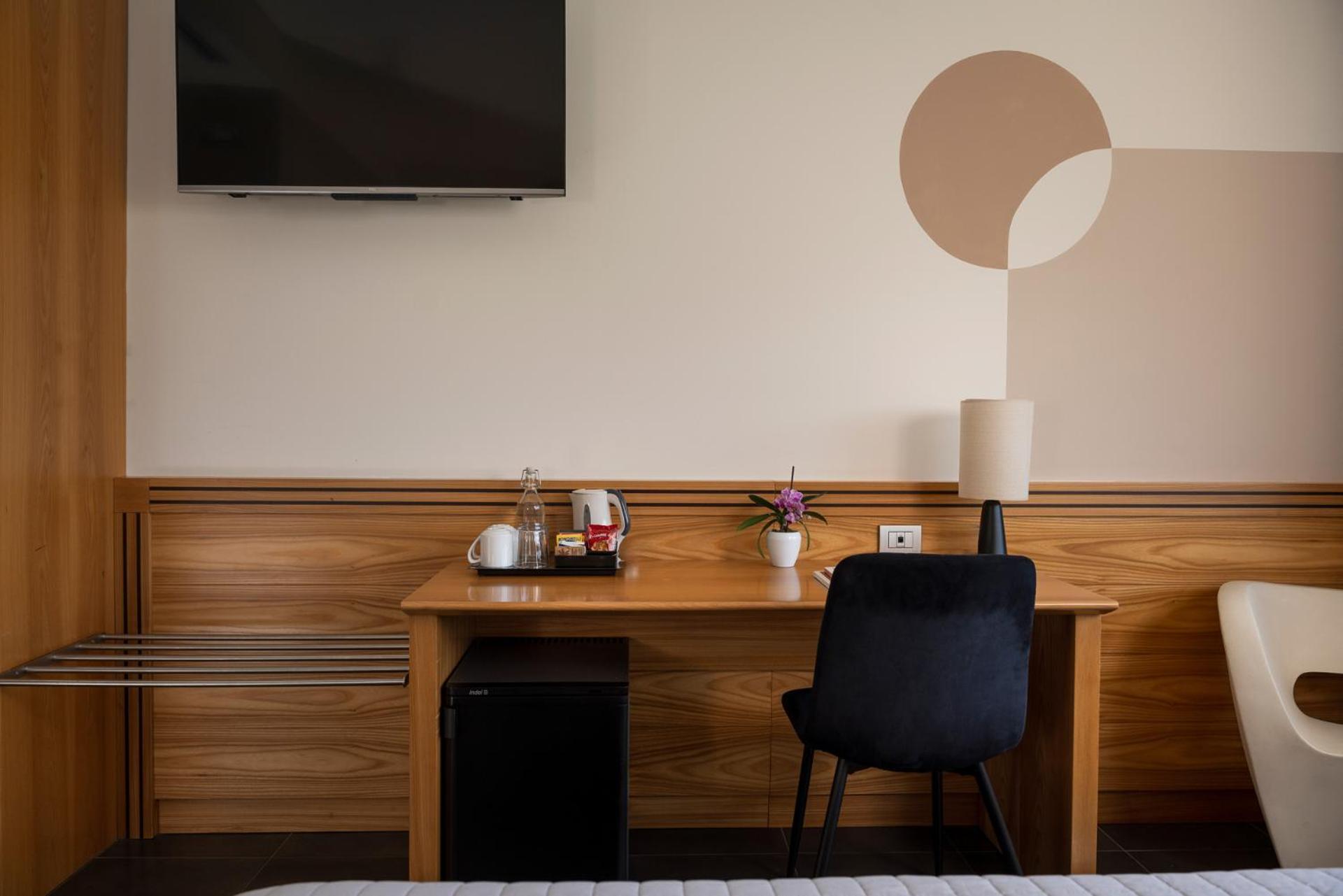 Double Room,1769494492:JPEG