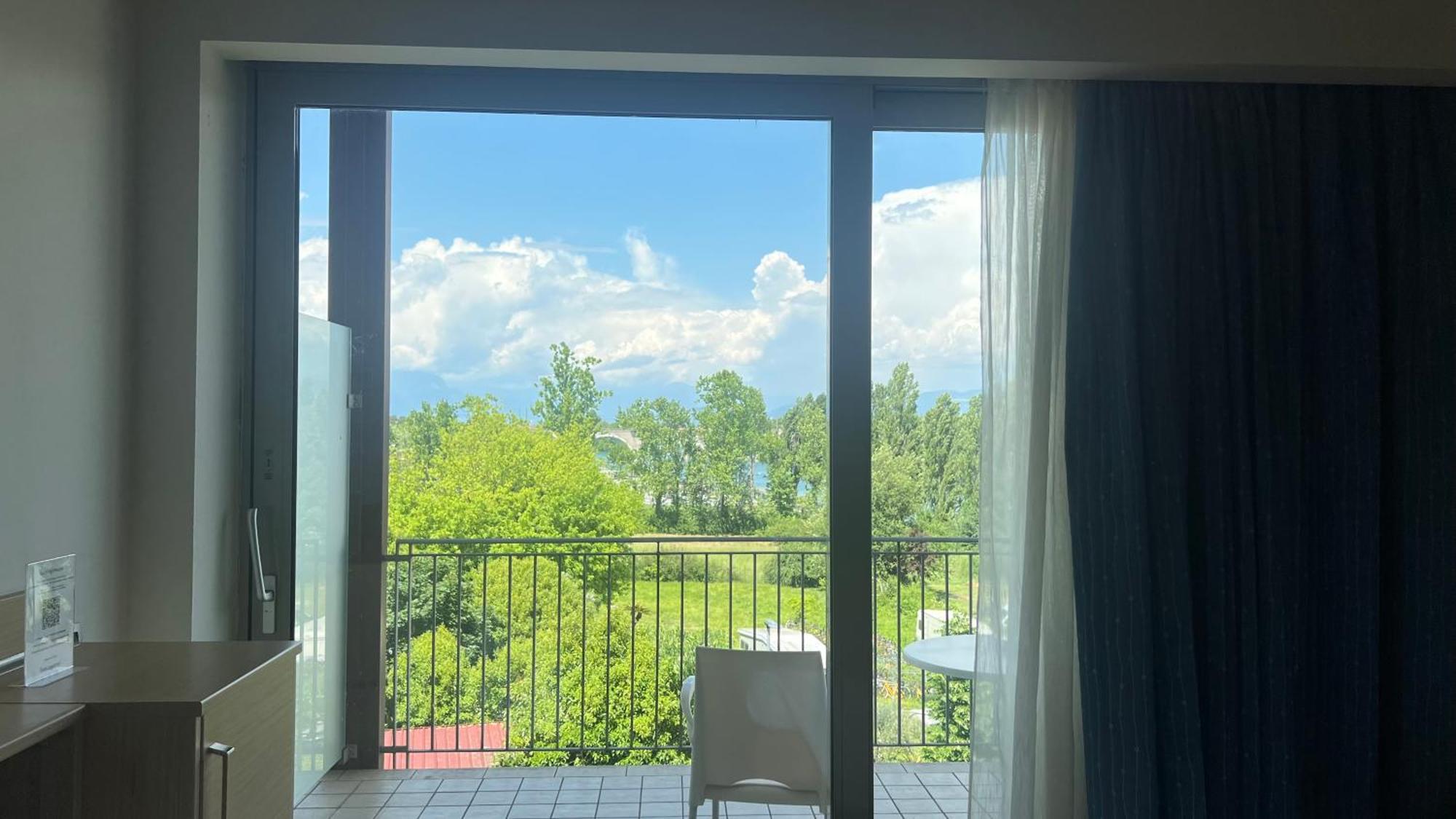Triple Room Balcony River Side