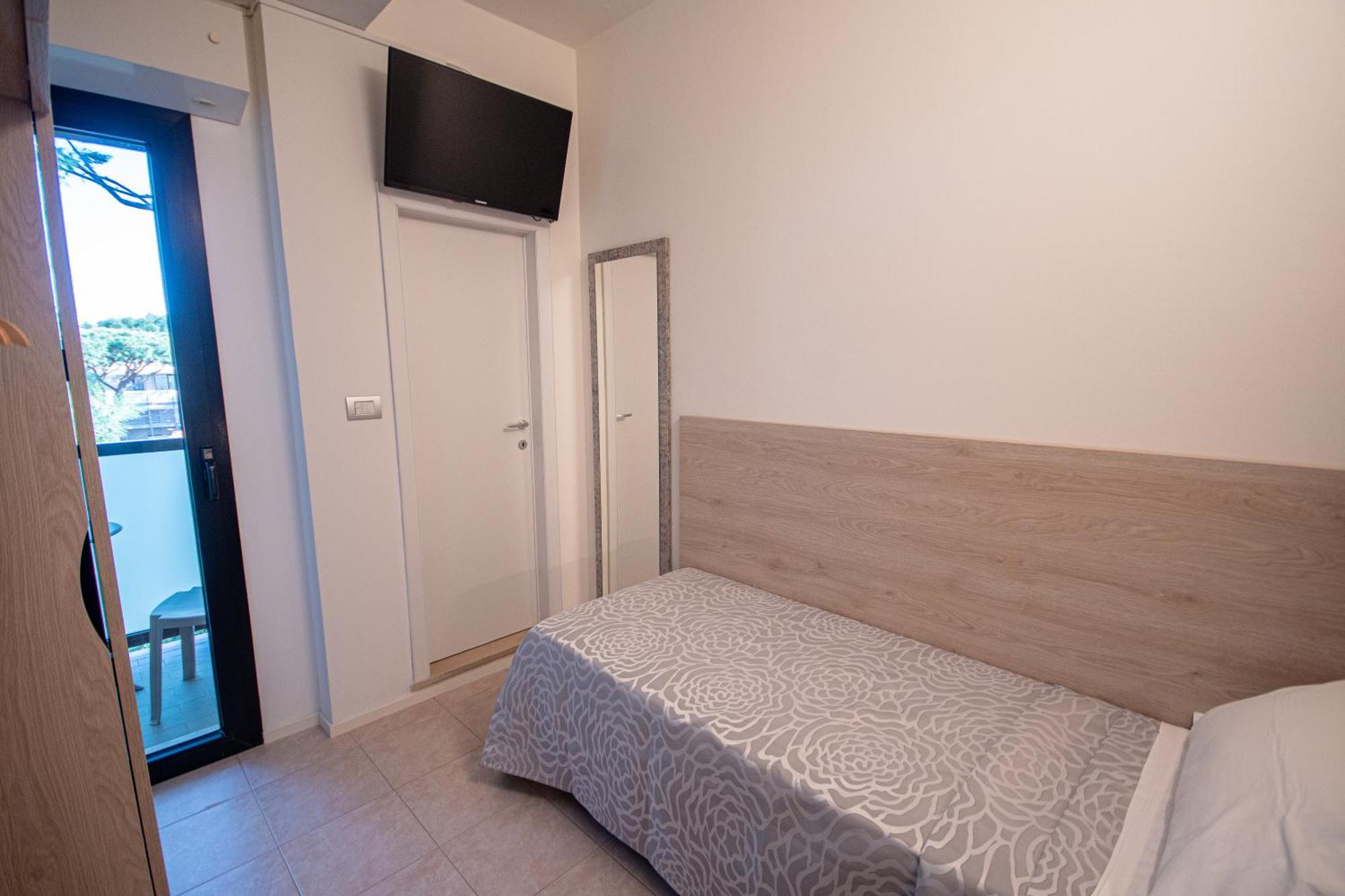 Single Room Balcony