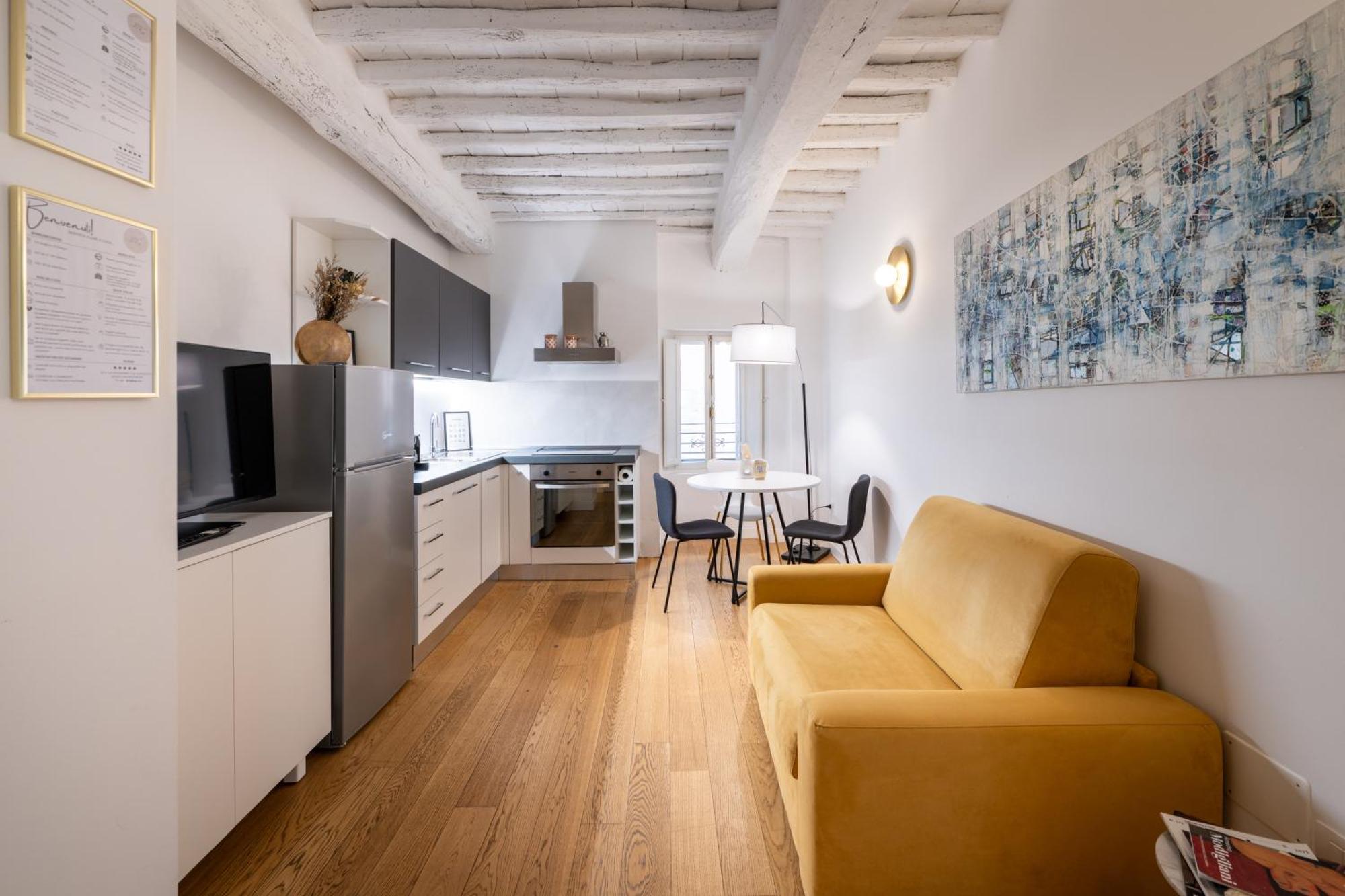 Superior Apartment