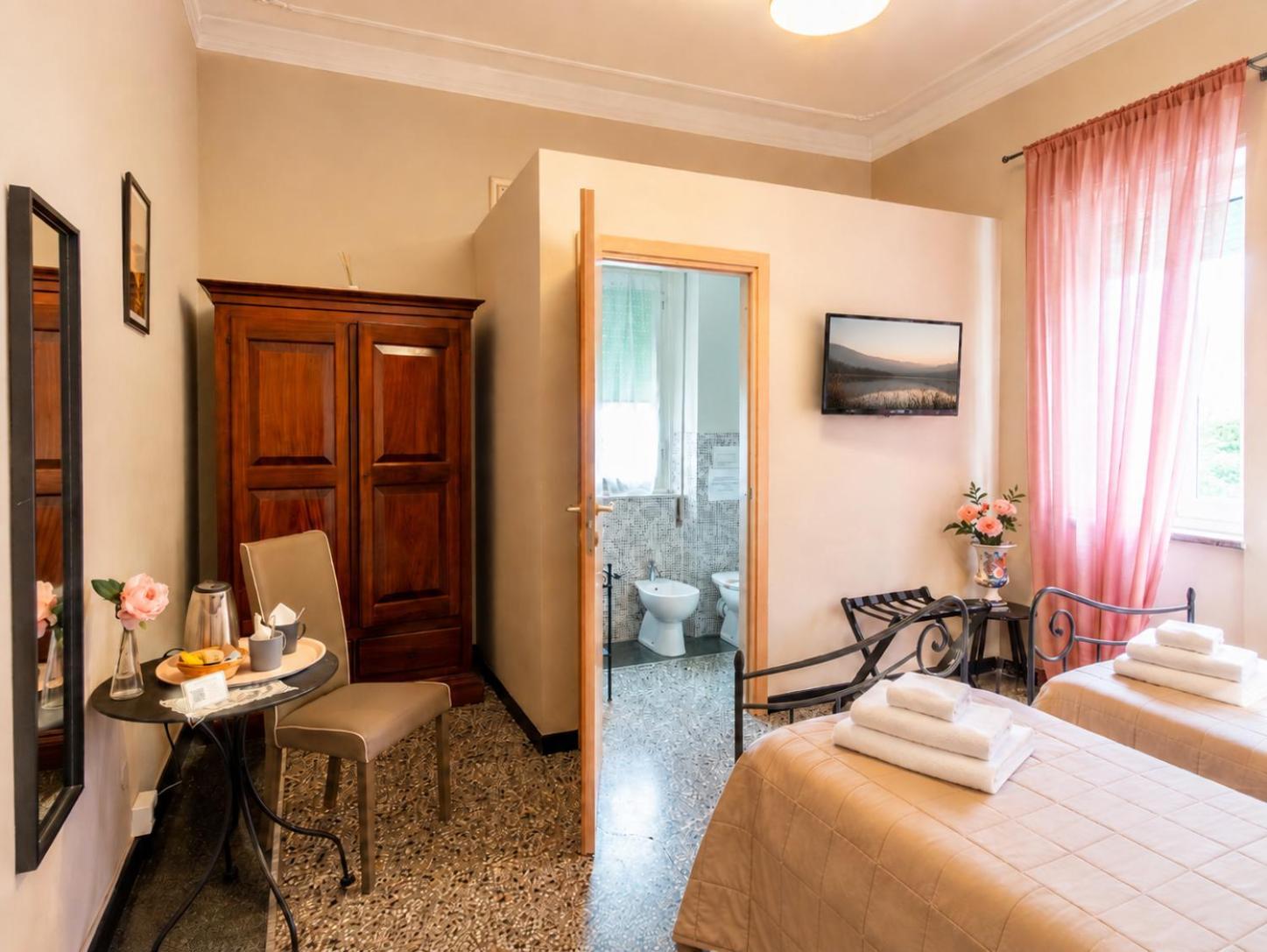 Large Double Room