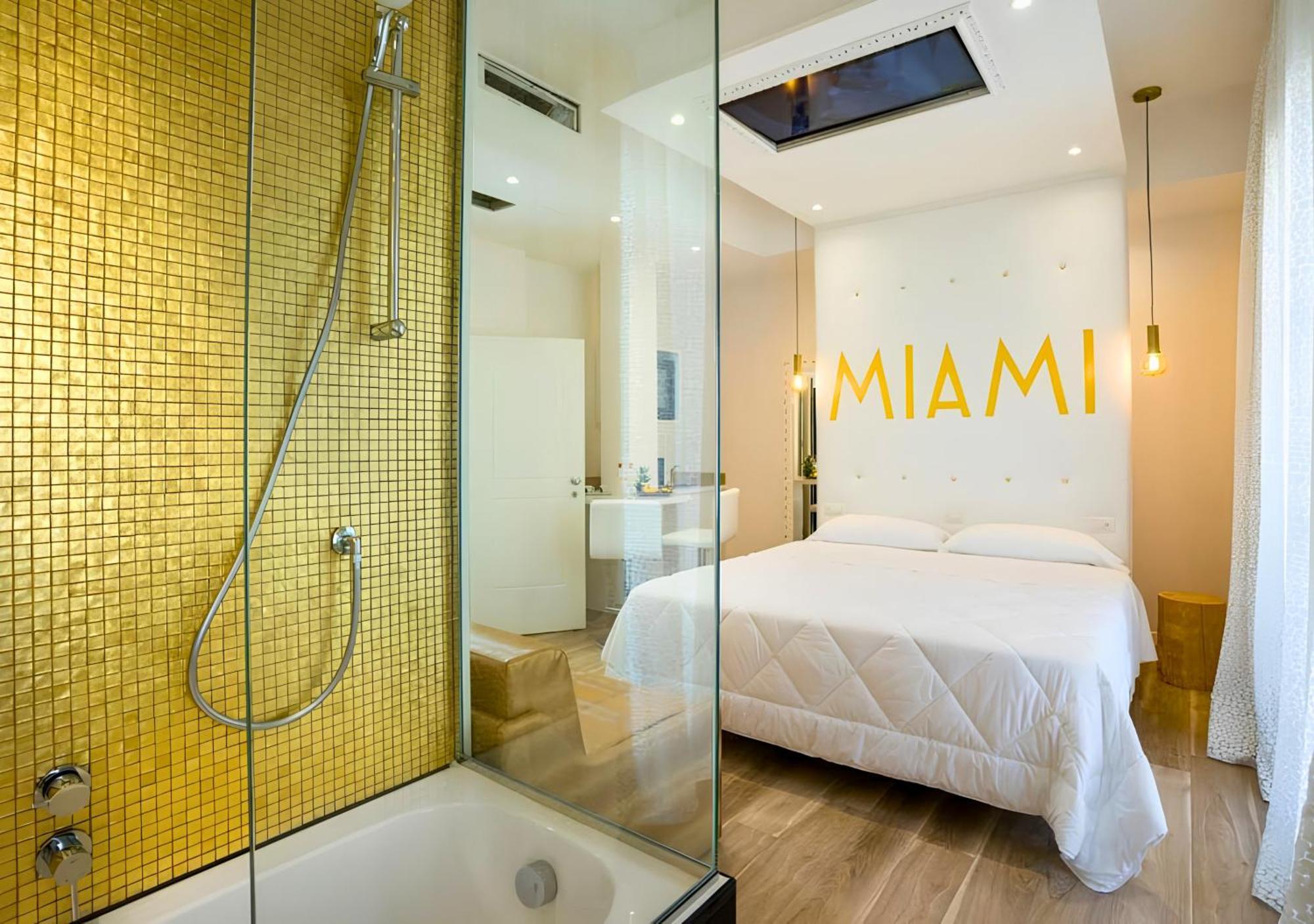 Junior Suite Lateral Sea View