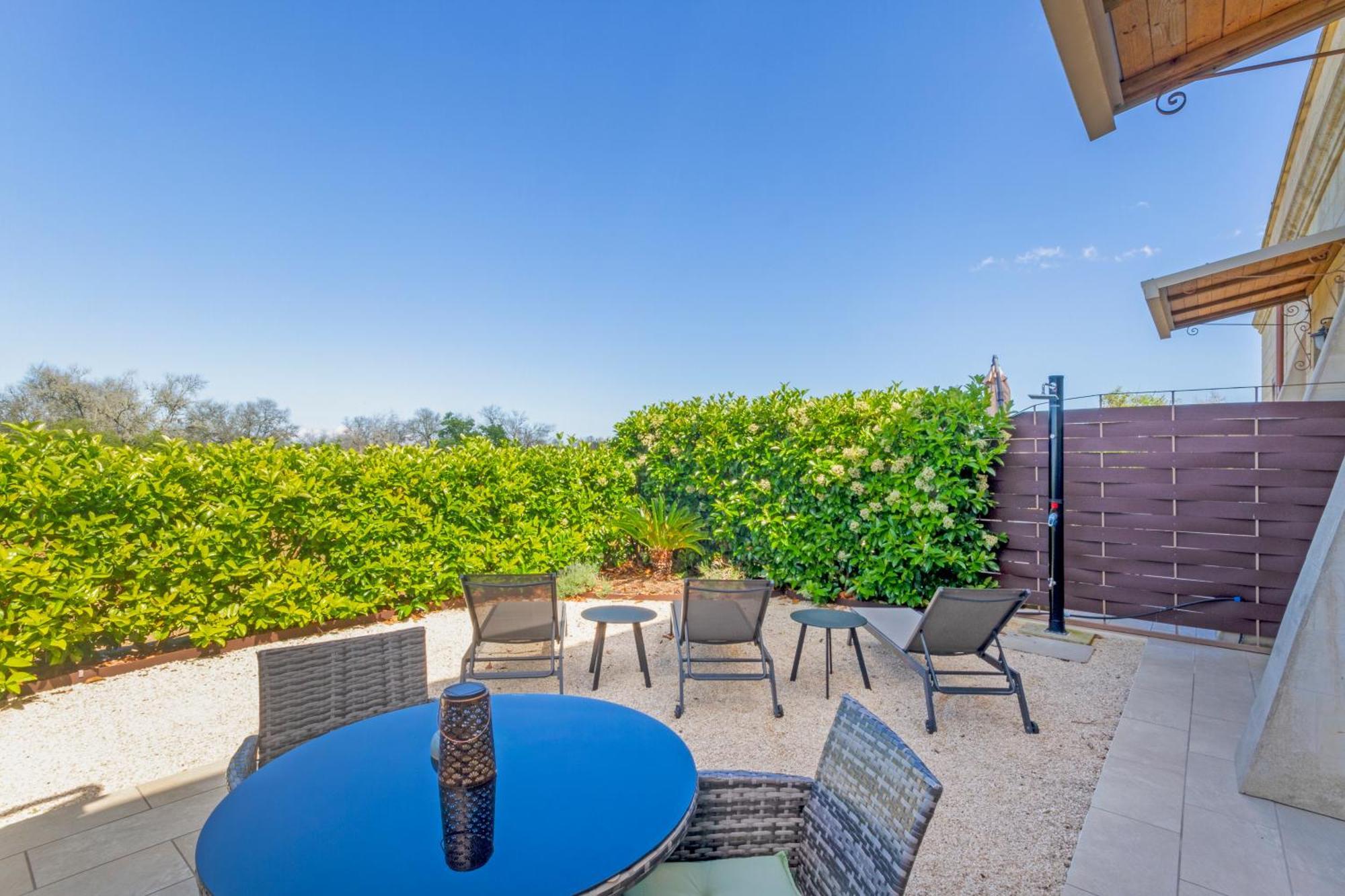 Deluxe Double or Twin Room Garden View