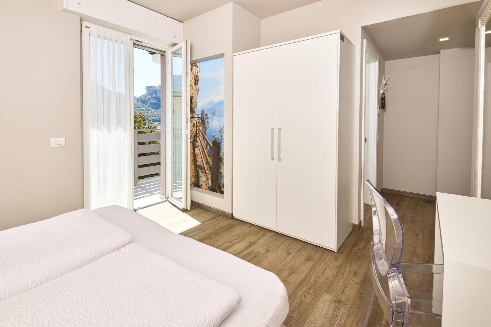 Double or Twin Room Balcony