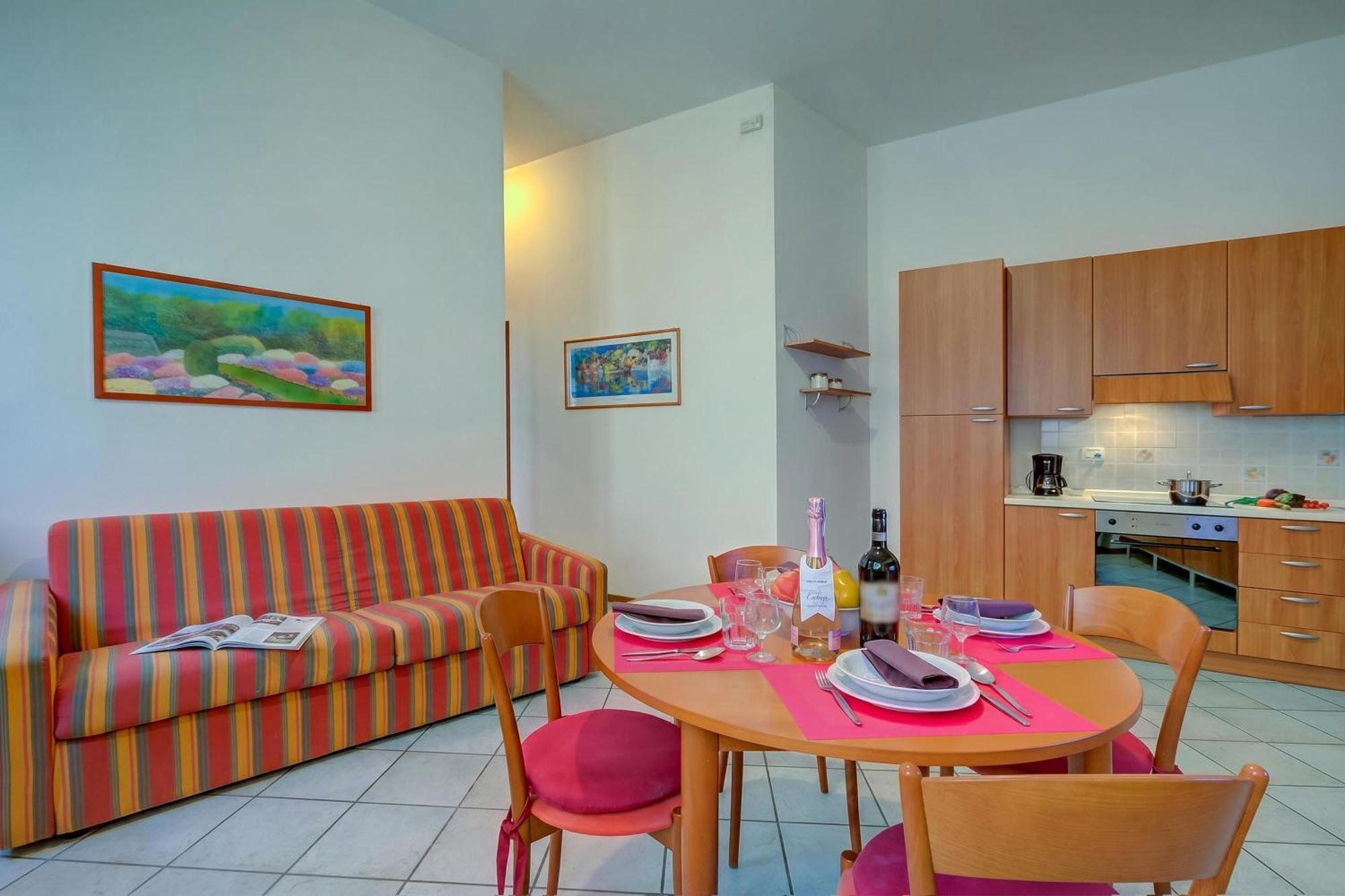 Superior One Bedroom Apartment