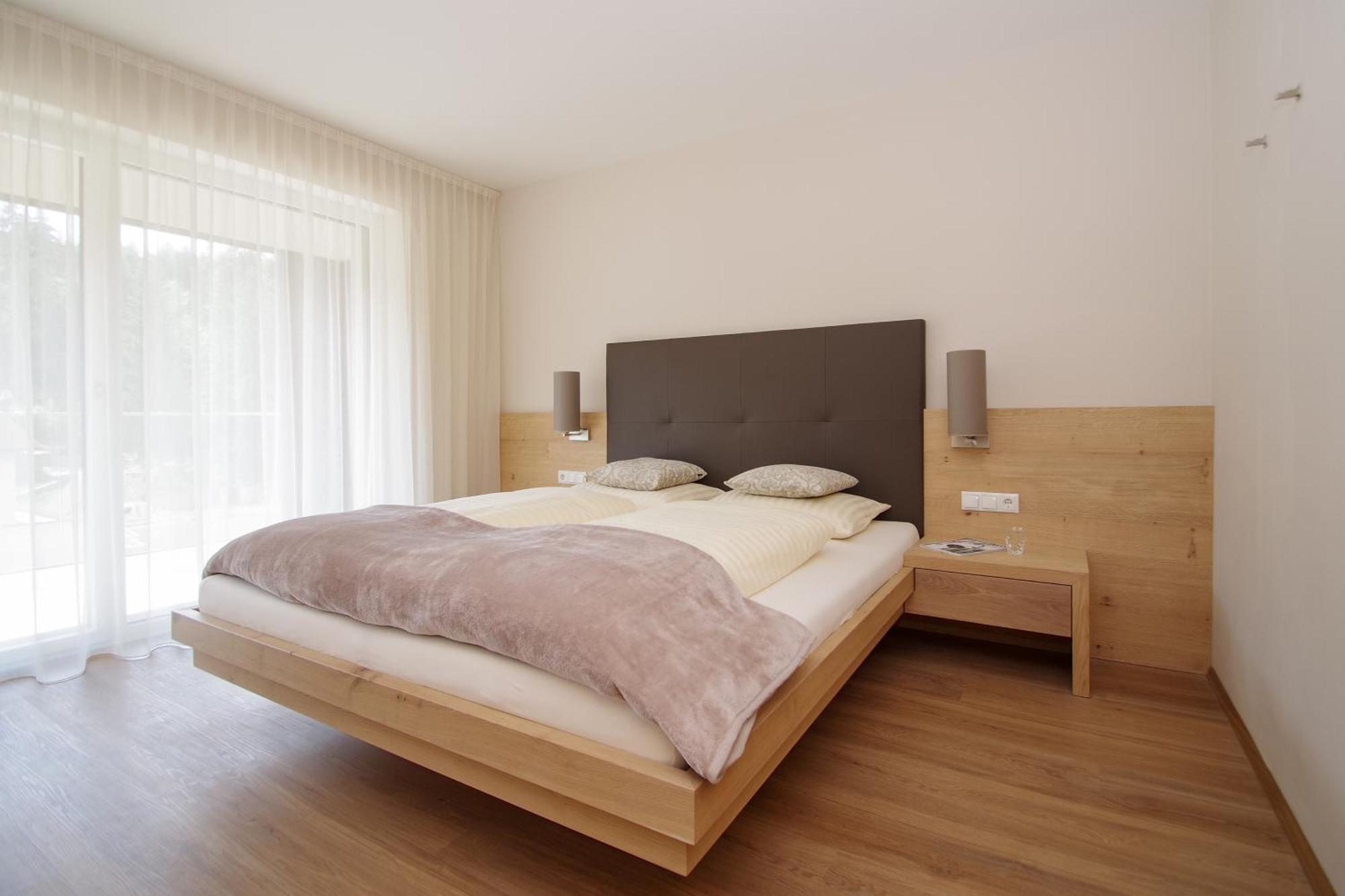 Two-Bedroom Apartment Mountain View