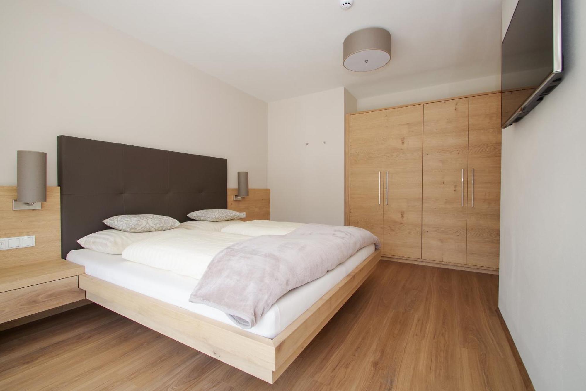Two-Bedroom Apartment Mountain View