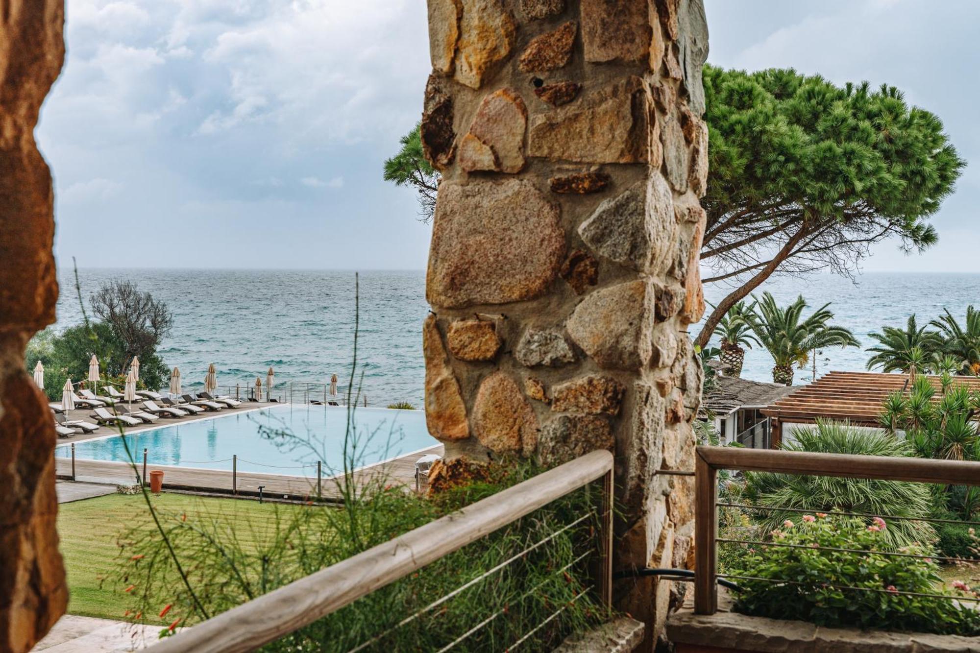 Deluxe Double Room Sea Side