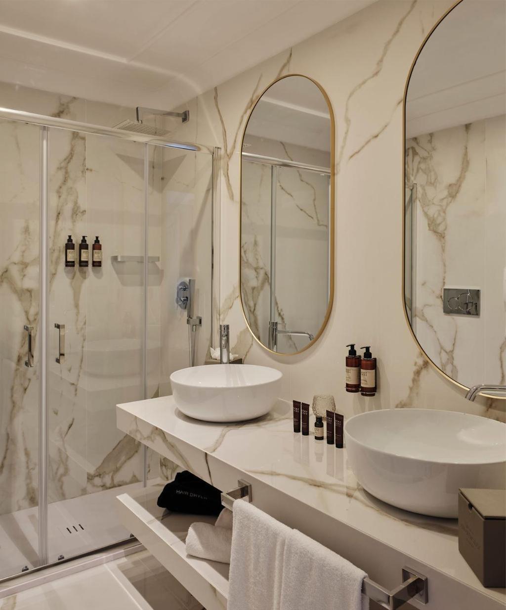 Superior Double or Twin Room Sea View