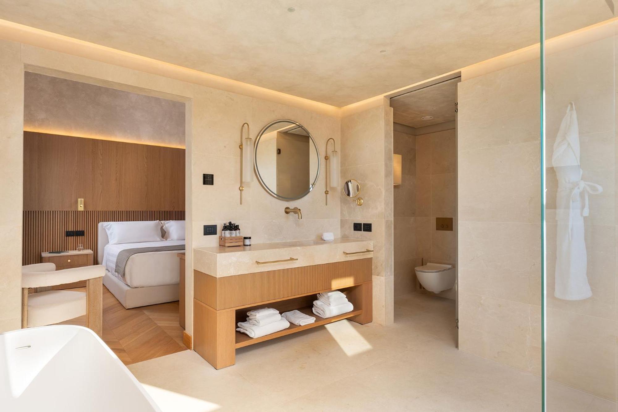 Superior Queen Room