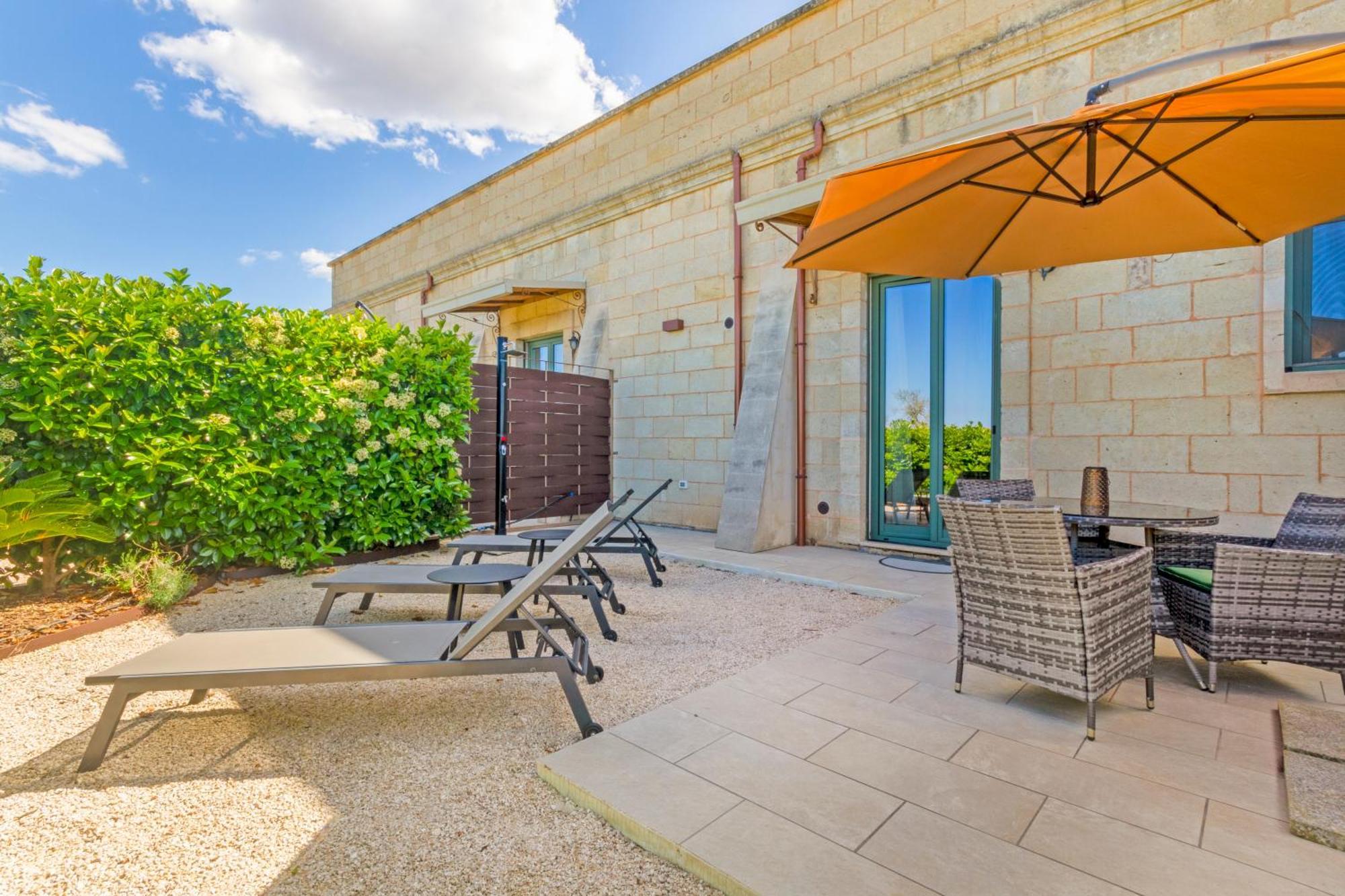 Deluxe Double or Twin Room Garden View