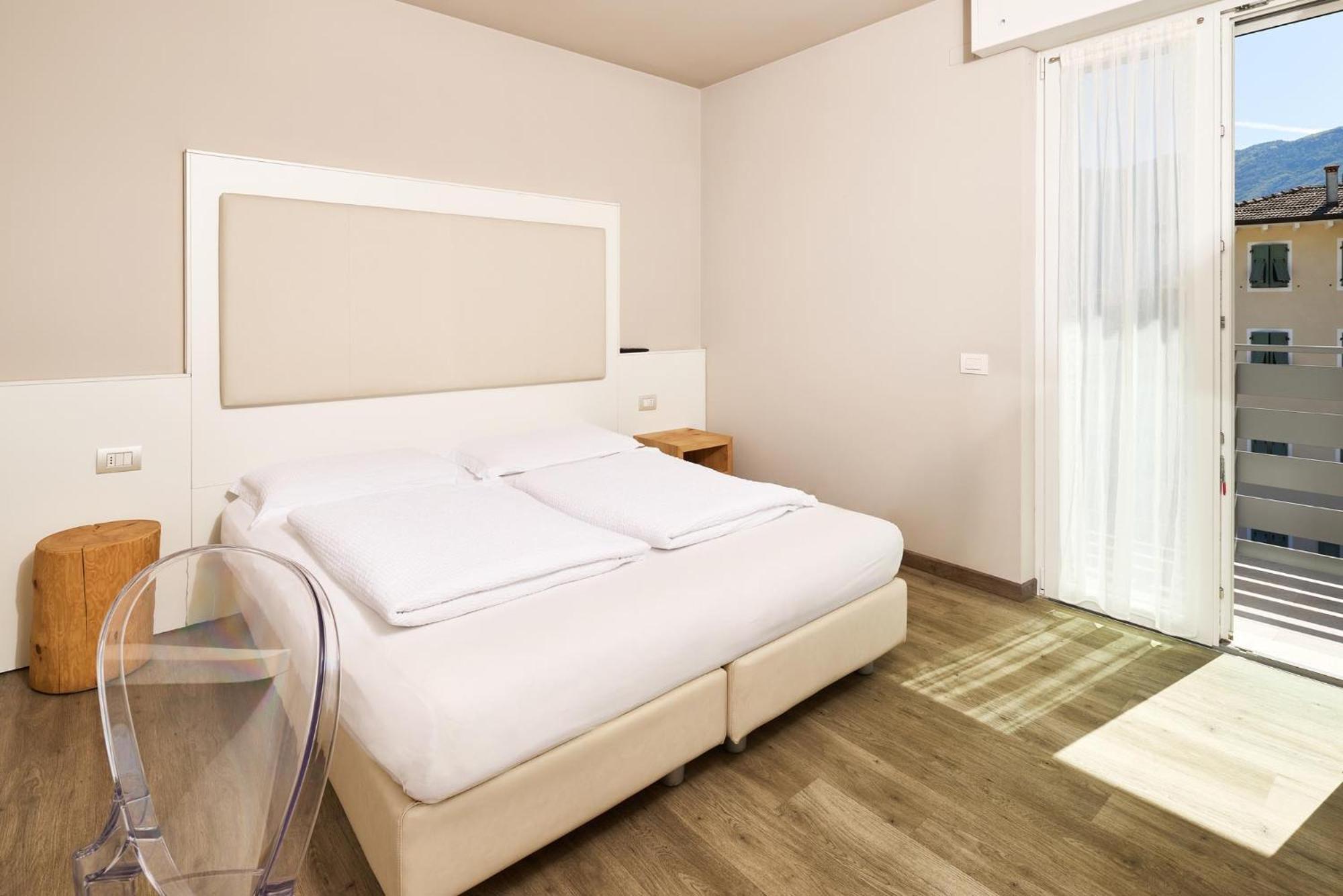 Double or Twin Room Balcony