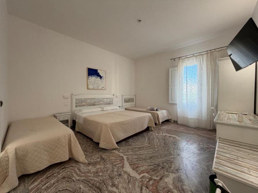 Triple Room Balcony