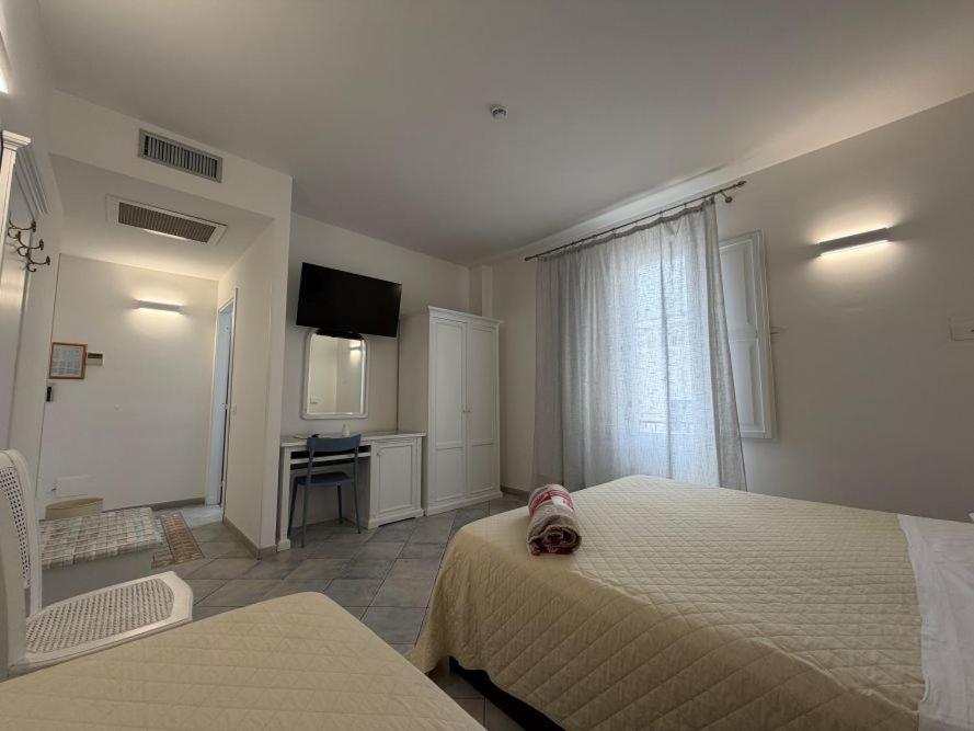 Triple Room Balcony